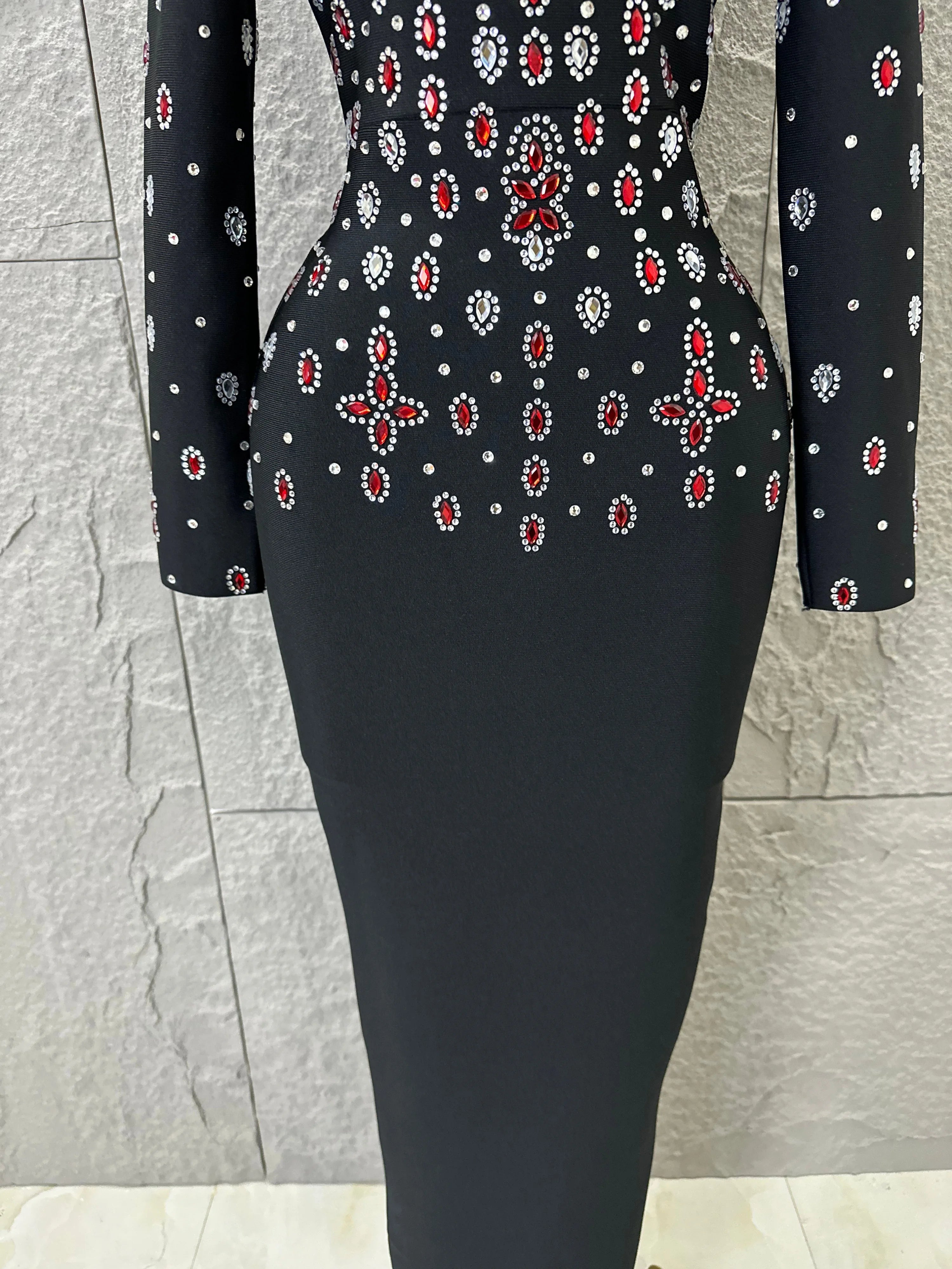 Women Sexy Long Sleeve Crysta  Red Rhinestone Embellished Bodycon Outfit Formal Event Party Elegant Black High Neck Maxi Dress