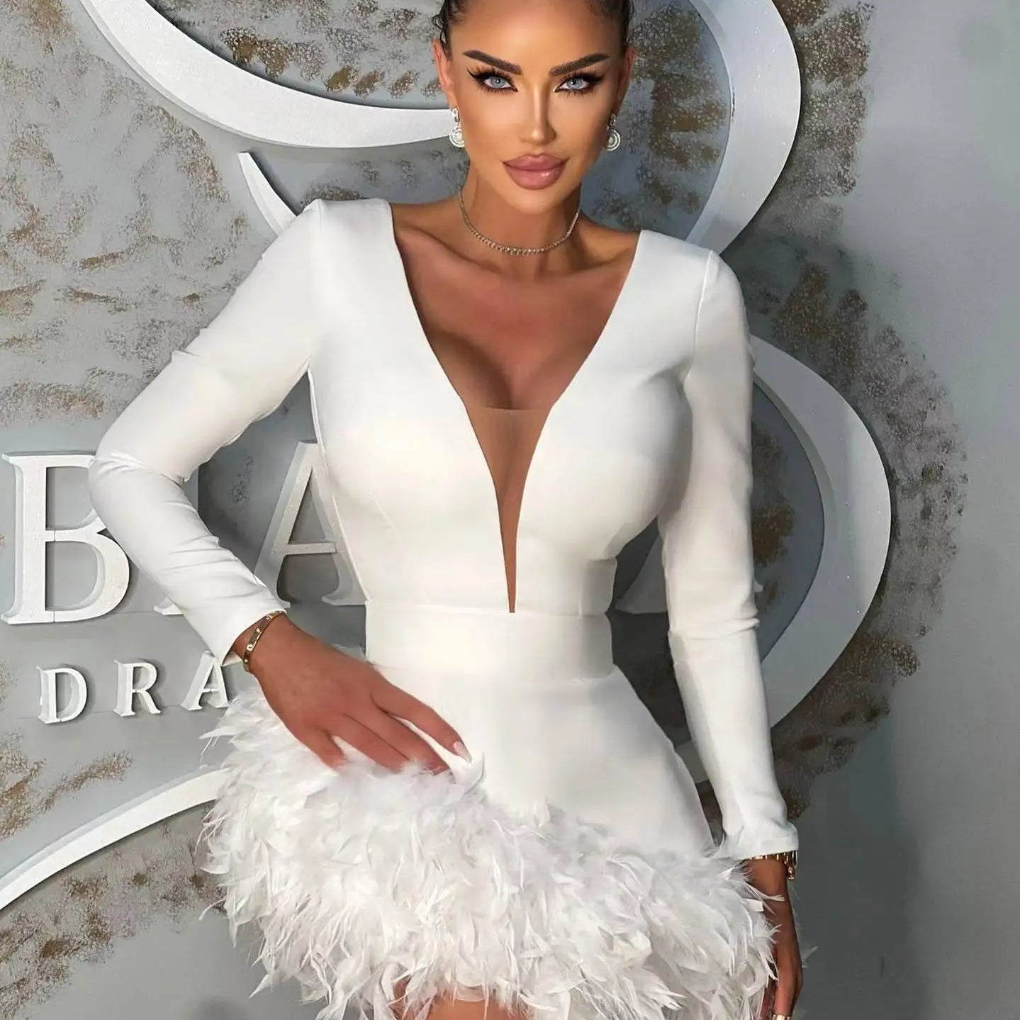 White Black Color Women Long Sleeve Sexy Bodycon Mini Bandage Dress Feathers Sexy Nightclub Party Celebrate Birthday Dress WHITE