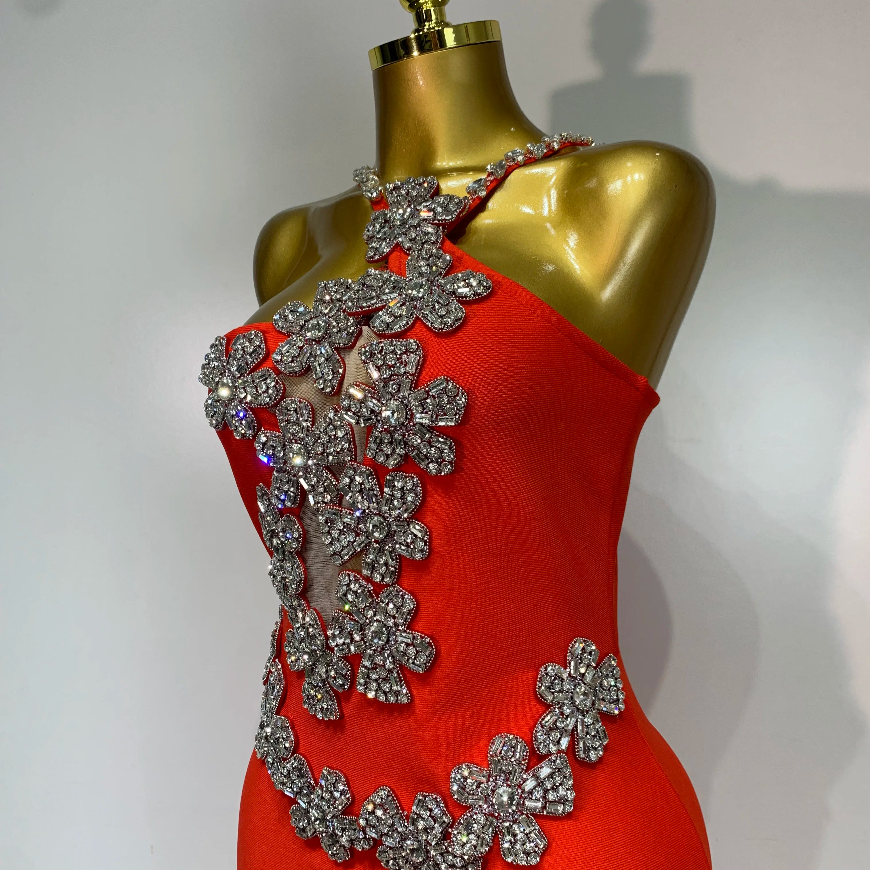 Women Sexy Shining Beading White Maxi Long Bodycon Bandage Dresses Celebrity Birthday Evening Party Elegant Knitted Clothing