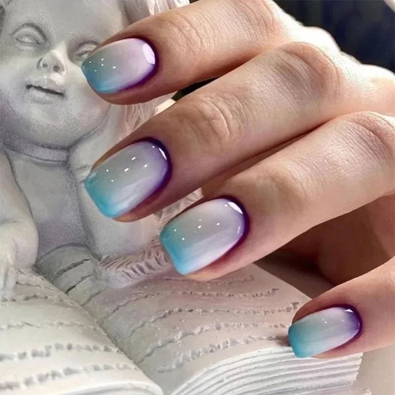 24Pcs Short Retro Flower Design Nails Art Manicure Pink False Nails Wearable Square Fake Nails Press on Full Cover Nail Tips 1177