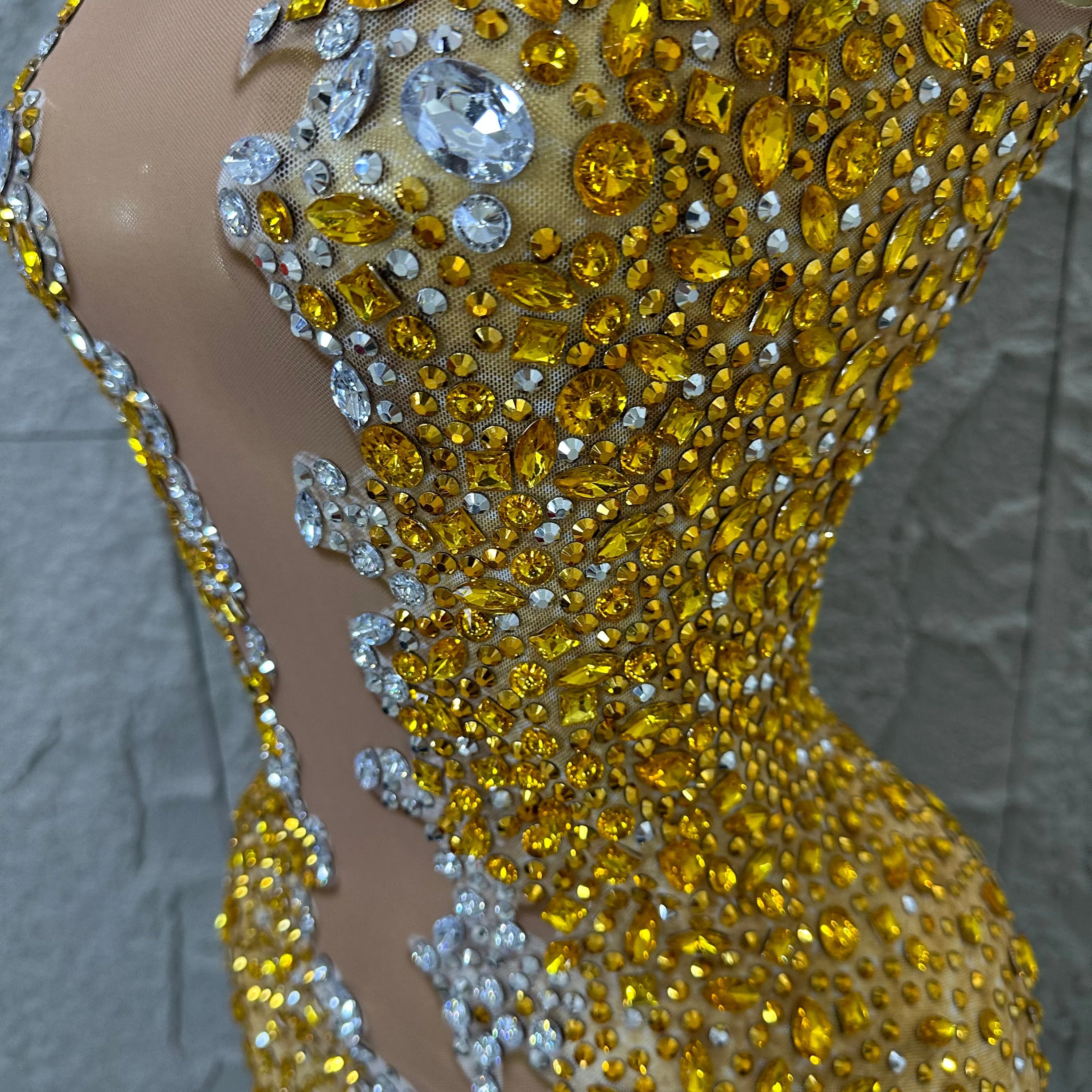 2026 New Sexy Fashion Gold Sparkly Dance Show Stage Costume Women Birthday Party Rhinestones Tassels Transparent Short Dress