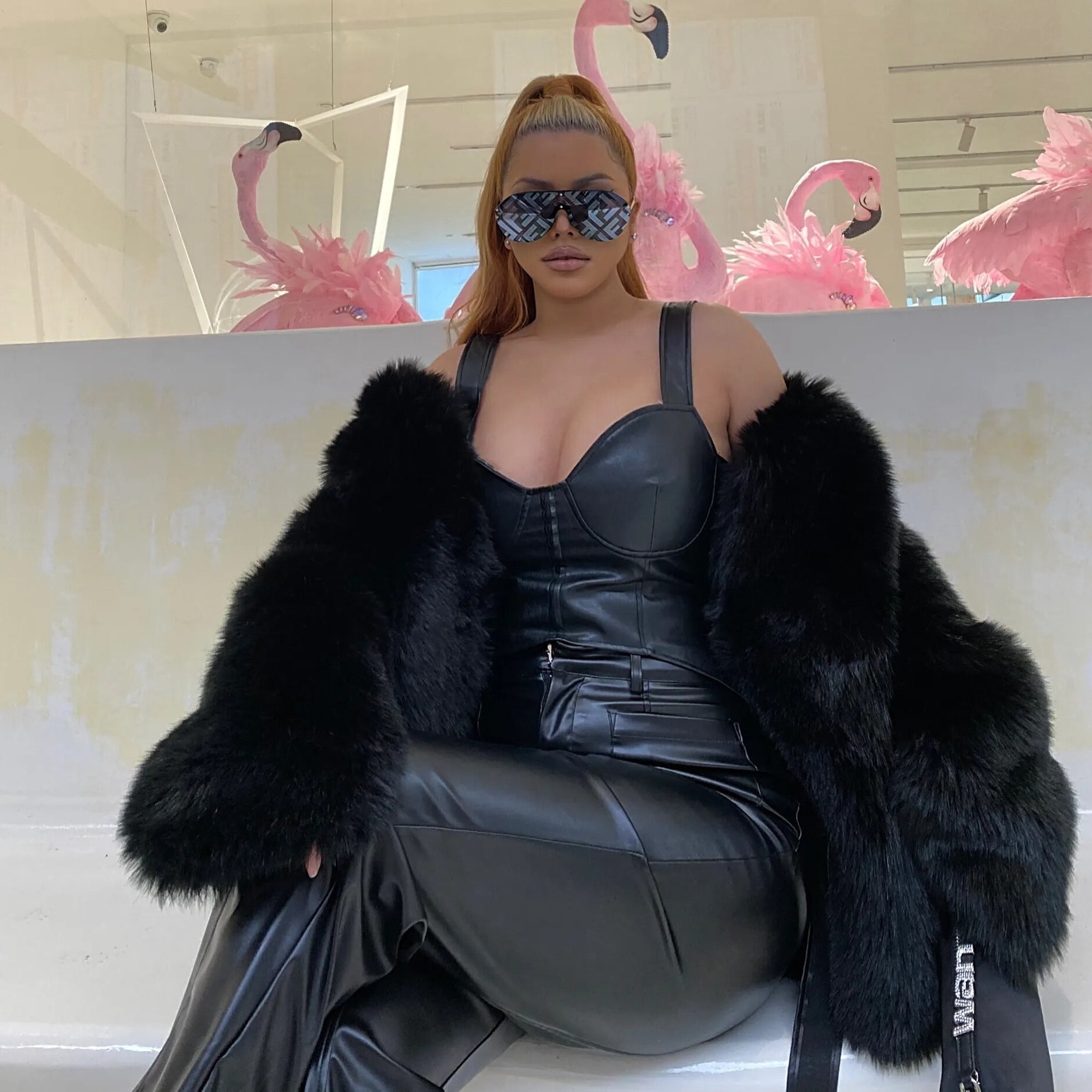 Super Hot Women's winter coats Elegant Blue Faux Fur Coats Female clothing Long Sleeve Thick Warm Outerwears Lady Oversize B black