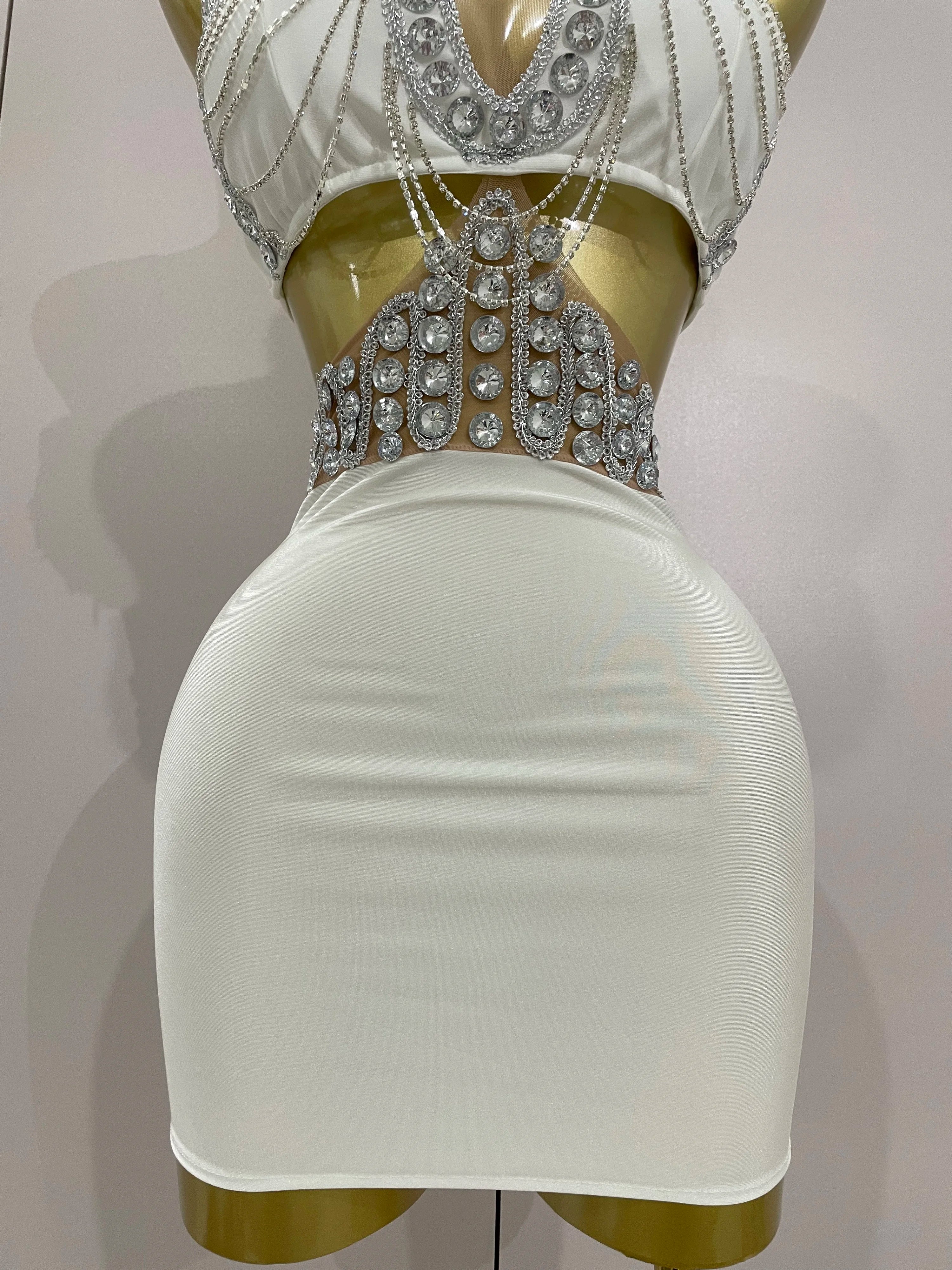 STOCK Luxury Shiny Diamond Chain White Sexy Sleeveless Bodycon Mini Dress 2025New Evening Birthday Party Nightclub Stage Costume