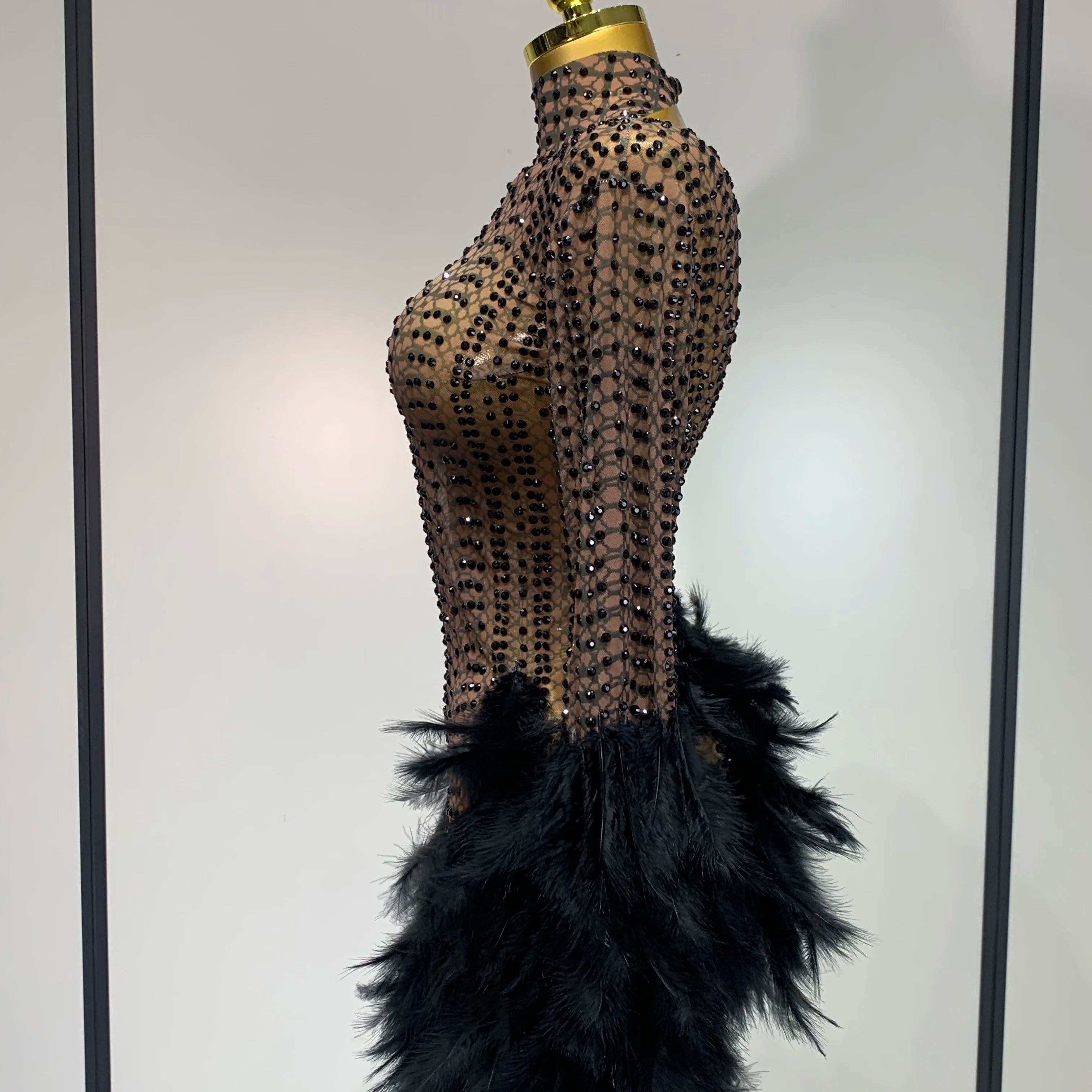 Women Luxury Birthday Dress Rhinestones Mesh Feathers Bodycon Mini Celebrity Evening Club Party Dress Nightclub Stage Outfit