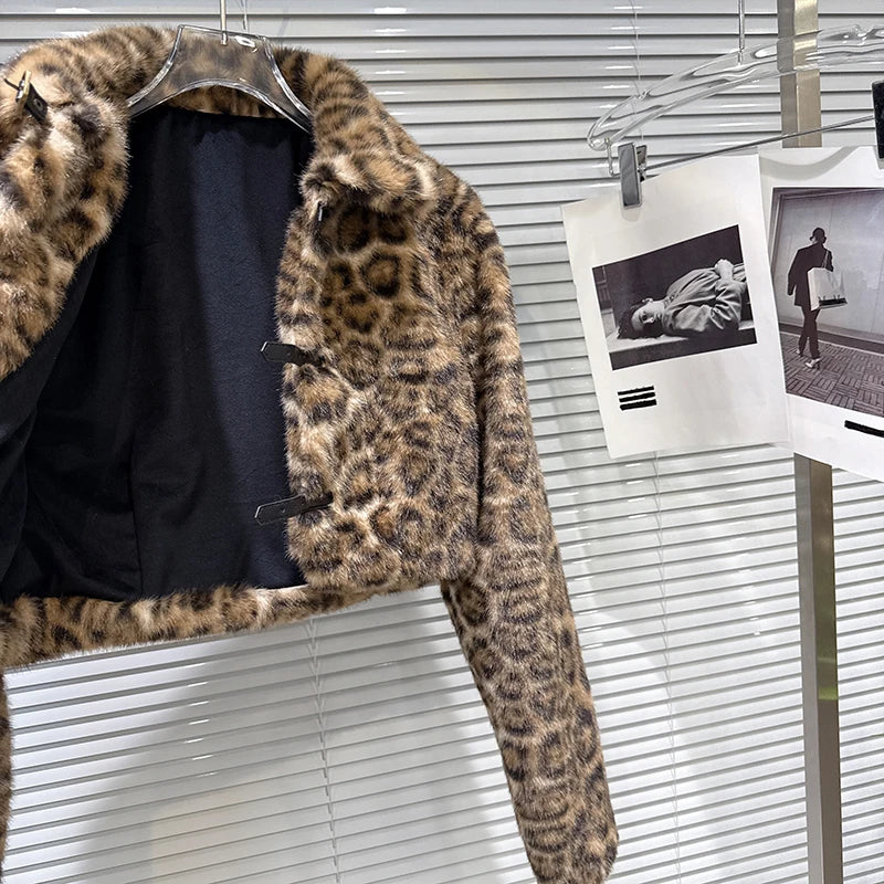 Winter New Fashionable Leopard Print Buckle Belt Fur Short Coat For Women High Street Warm Jacket Female 11A07955
