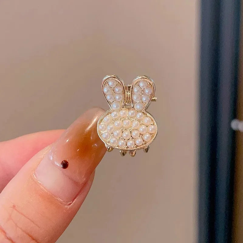 Mini Pearl Hair Claws Clips for Women Elegant Rhinestone Headwear Hairpins Hair Crab Barrettes Hair Accessories for Women e One Size