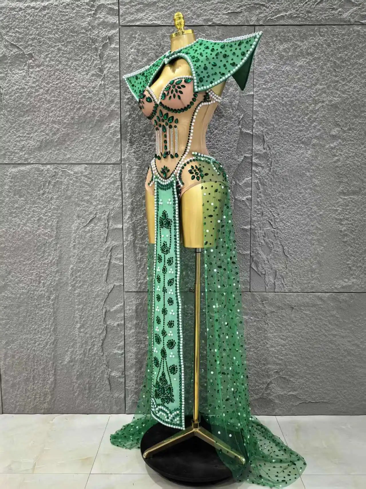 Top Quality Women Sexy Green Color Bodysuit 4 Pieces Set Celebrate Nightclub Party Bar Dancer Performance Costume Stage Wear