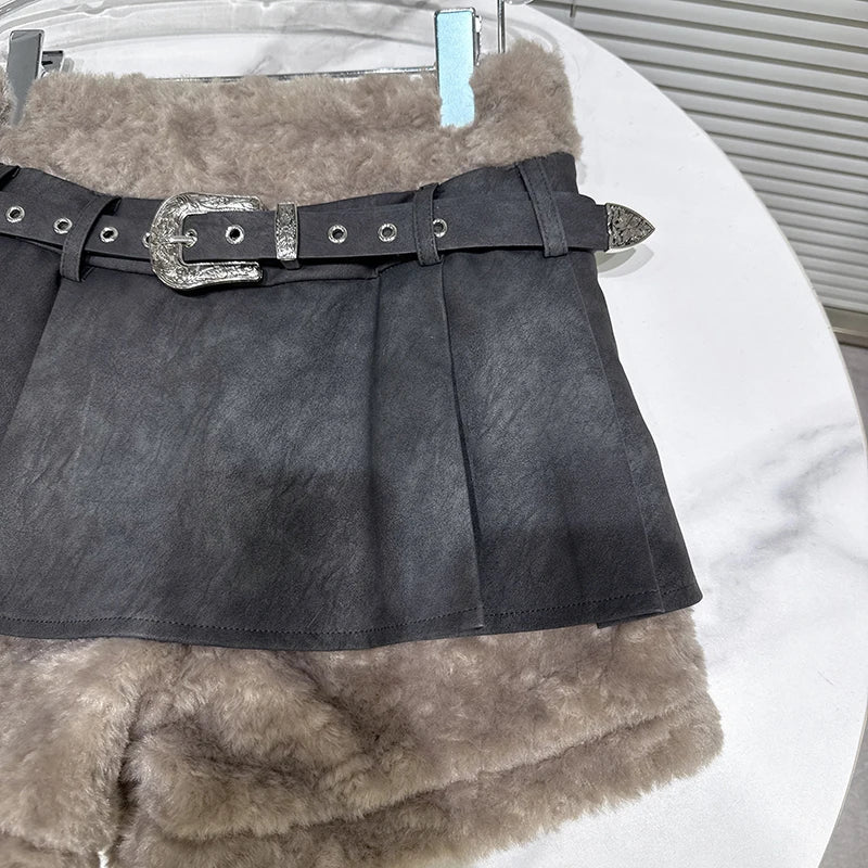 Winter New Fashion Metal Belt Suede Hem Fleece Fluffy Shorts Skirt For Women Versatile Sweet Mini Skirts 11A07958