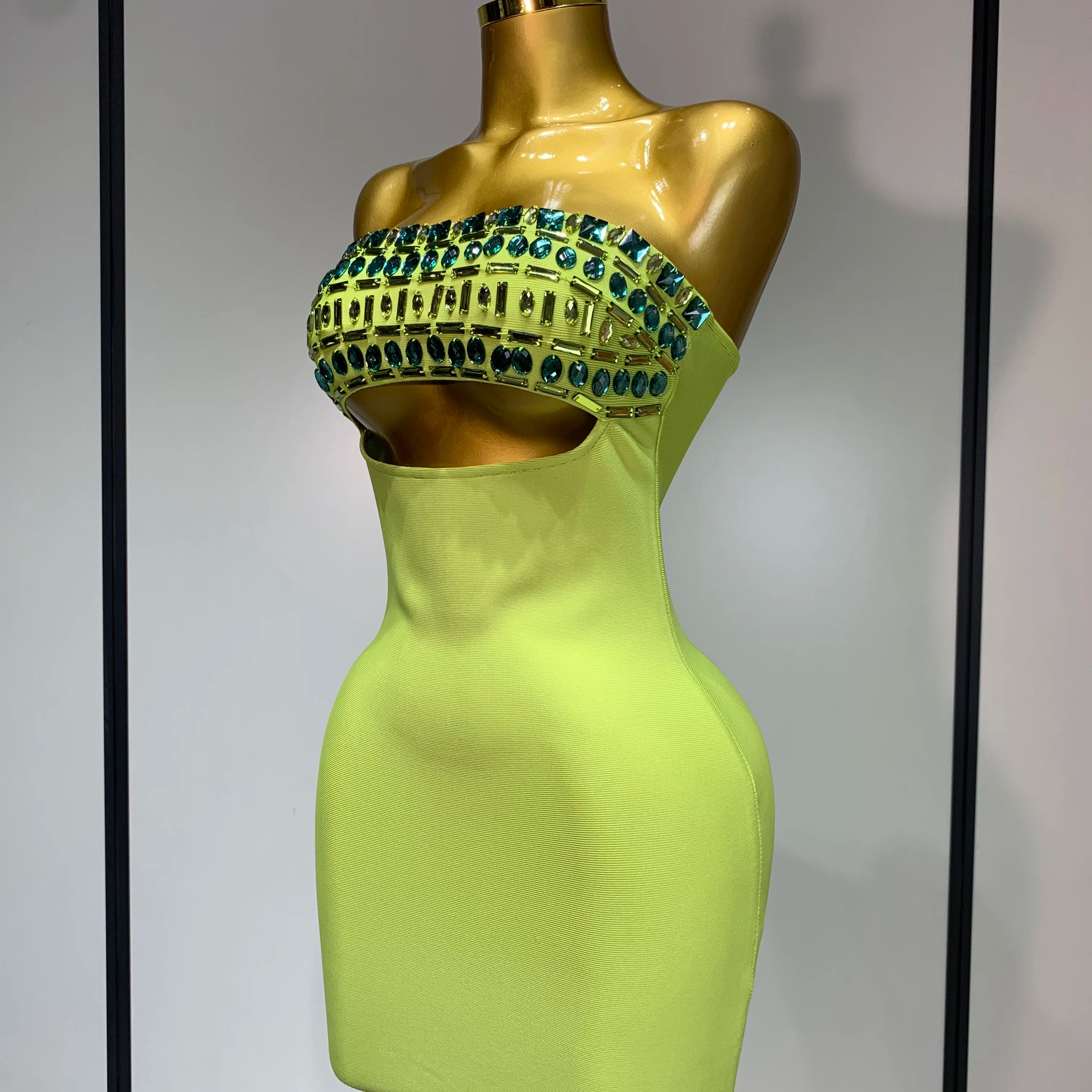 Women Celebrity Luxury Sexy Strapless Sparkly Diamond Cut Out Bodycon Bandage Dress Elegant Evening Club Party Birthday Outfit