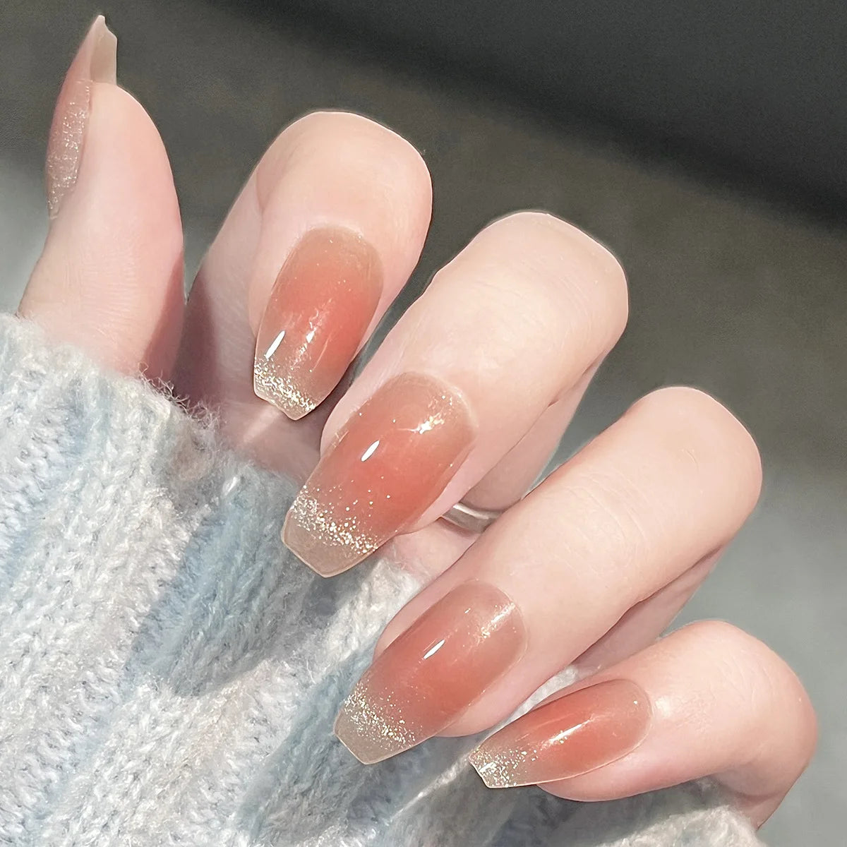 24Pcs French Shiny Cat Eye Fake Nail with Silver Edge Design Short Square Nails Wearable Finished Manicure Jelly Stick on Nails 3