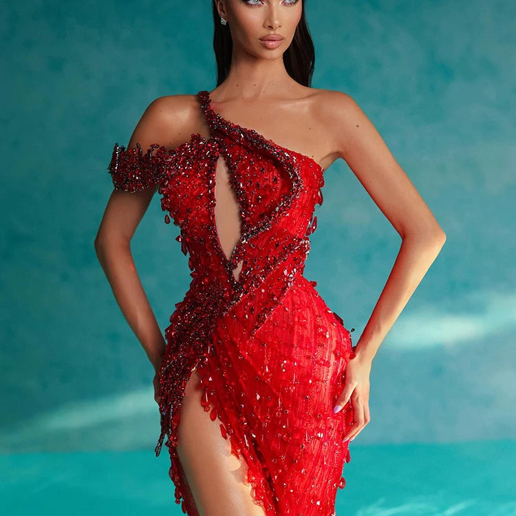 Red Diamonds Mermaid Dress Beaded Diagonal One-shoulder High Split Crystals Details Maxi Banquet Evening Party Gown