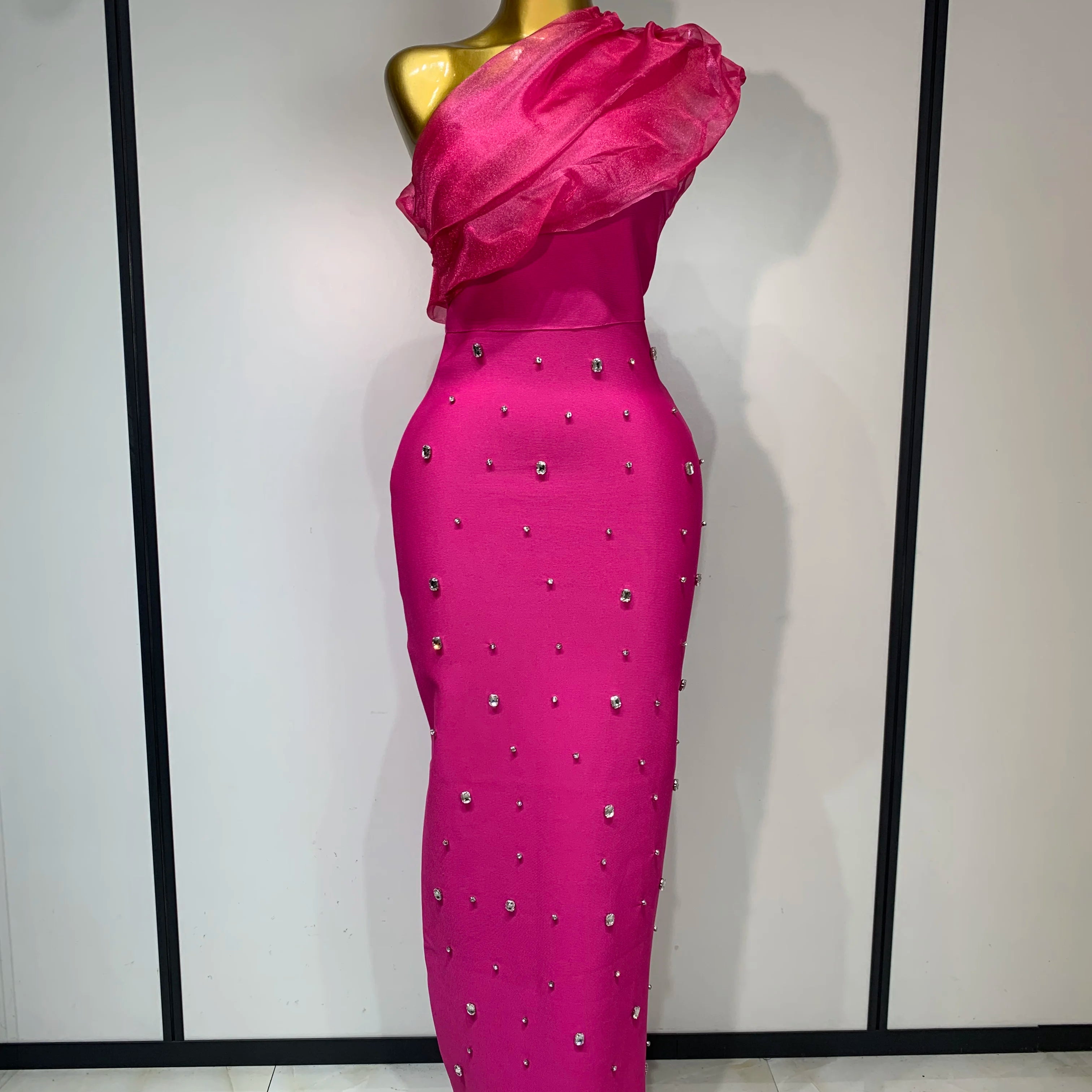 Women Sexy One Shoulder Shinning Crystal Bodycon Bandage Long Dress Celebrate Birthday Elegant Evening Party Club Outfit Rose Red