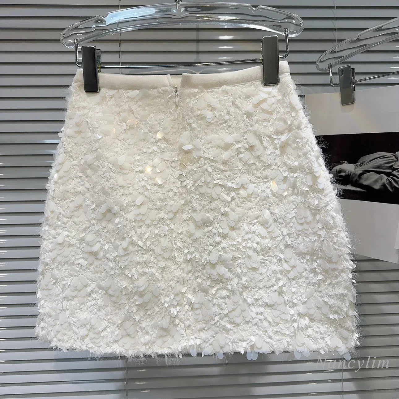 Autumn New Chic Sequined Tweed Temperament Celebrity Short Skirt A-shaped Skirts for Women Elegant White Skirts