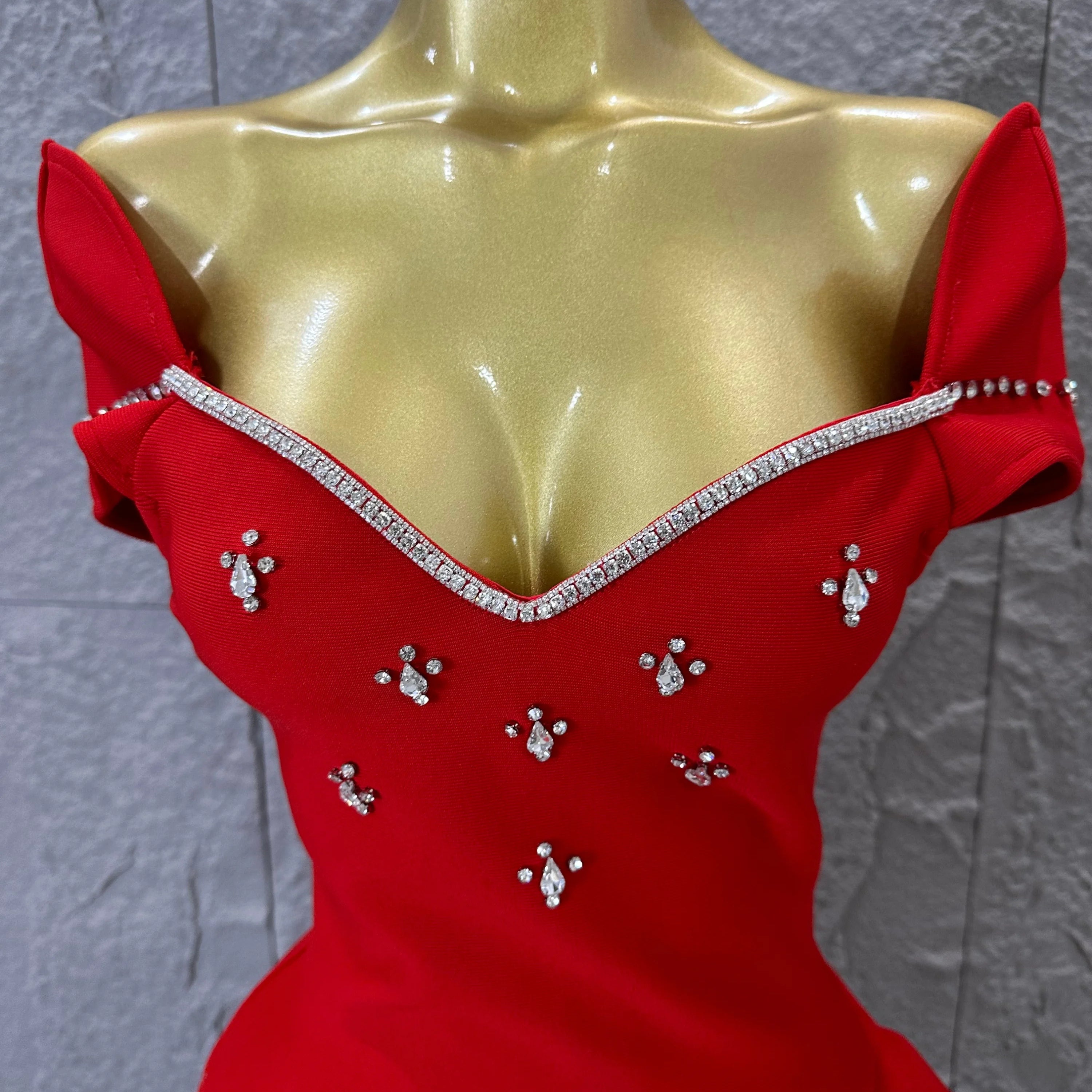 Elegant Black Red Off-Shoulder Mini Dress Women Sexy Crystal Embellished Ruffle Waist Bodycon Outfit Formal Event Party Costume