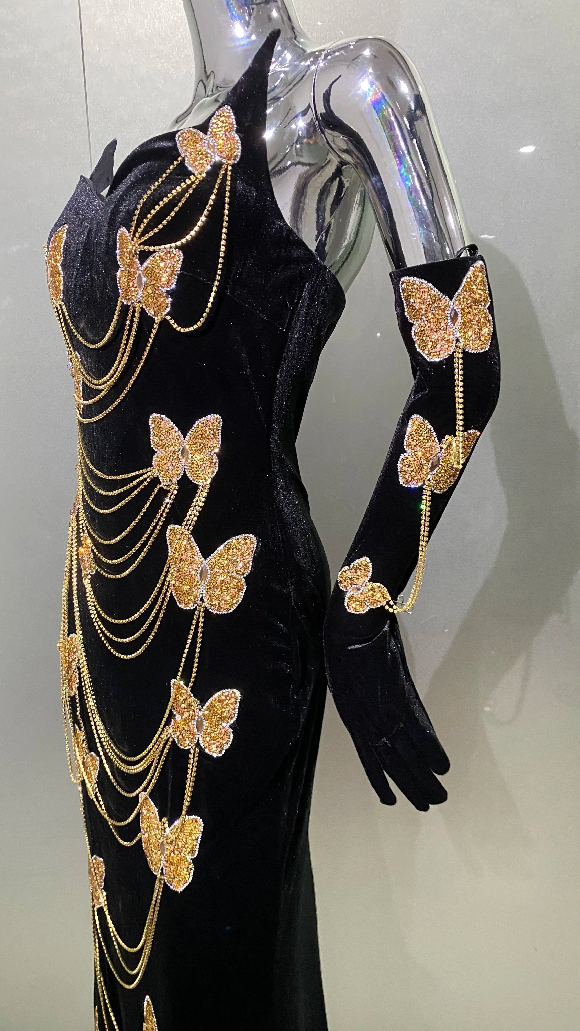 Fashionable Gloves Gold Shining Diamond Butterfly Strapless Black Long Dress Celebrity Luxury Evening Dress Performance costume