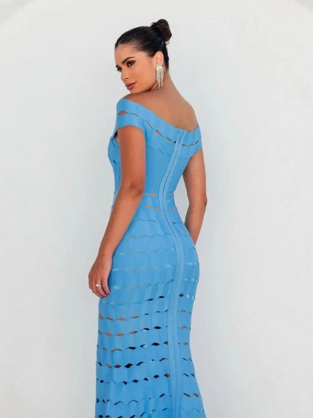 2025 Spring Sexy Women Hollow Cut Design Bandage Dress with One Collar Shoulders Bodycon Backless Midi Dress Club Party Vestidos