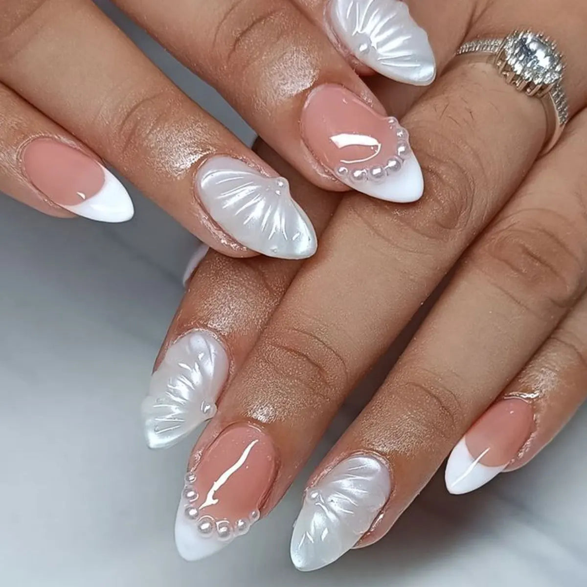 24pcs/set Medium fake nails for women girls 3D embossed flowers fruit shell rhinestones design Almond tips press on false nail 2743