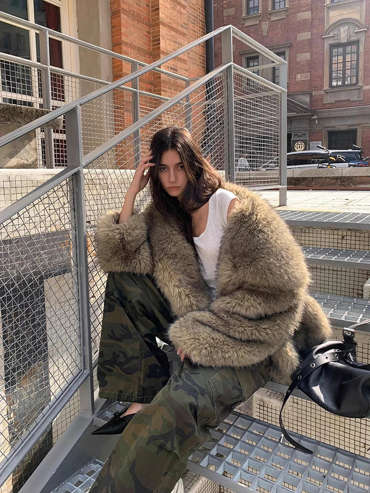 Nerazzurri Winter Thickeed Warm Soft Hairy Shaggy Faux Fur Coat Women Loose Casual Fluffy Jacket 2025 Luxury Chic Furry Cardigan