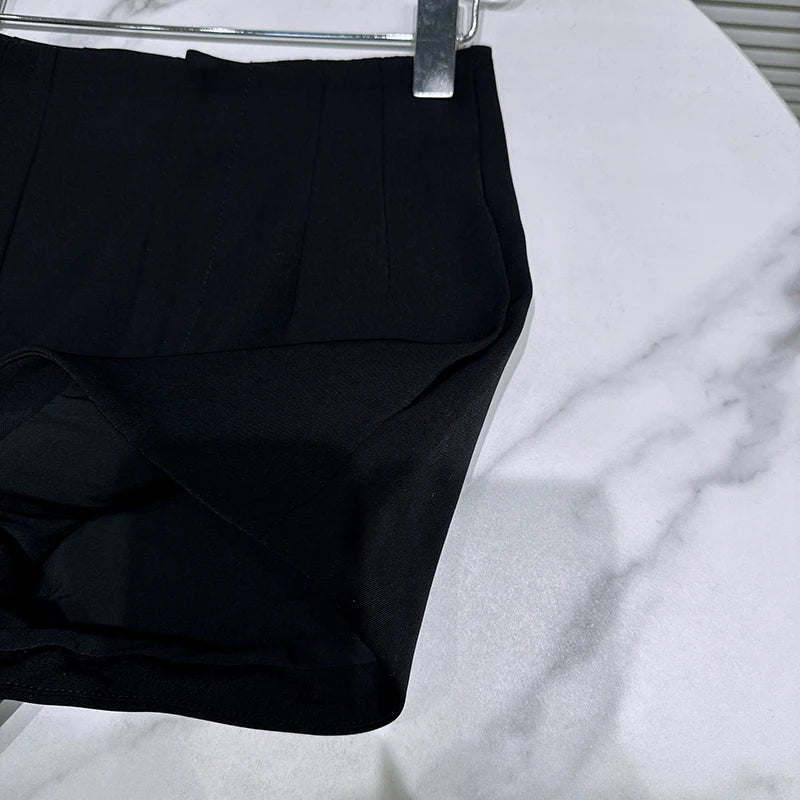 Winter New Fashion Solid Color Simple Design Woolen High-Waist Shorts For Women Black Wide-leg Short Pants 11A07611