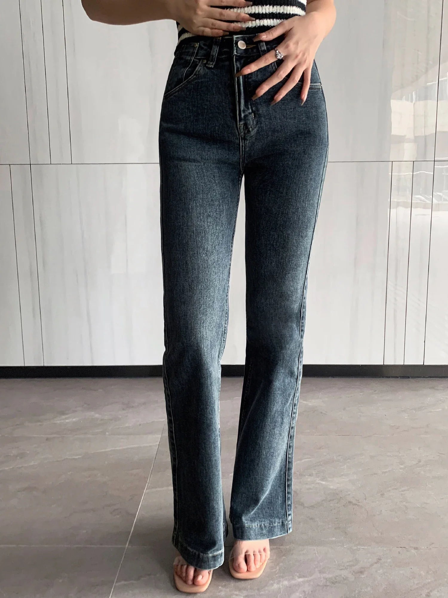 VINTAGE HIGH-WAISTED, LONG-LEGGED FLOOR-LENGTH Y2K MICRO-FLARED JEANS FOR WOMEN JEANS - FORGUNROSES Blue