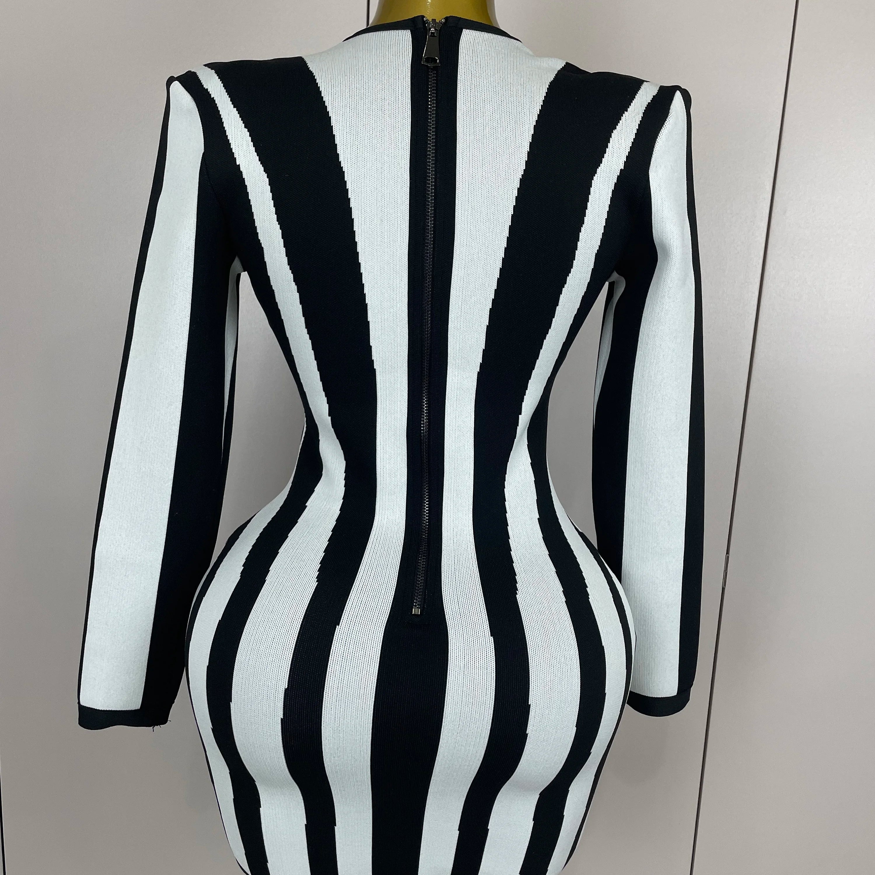 2025 Luxury Sexy Long Sleeve Stripe Black White Mini Bandage Dress Women Knitted Celebrity Elegant Evening Club Birthday Dresses