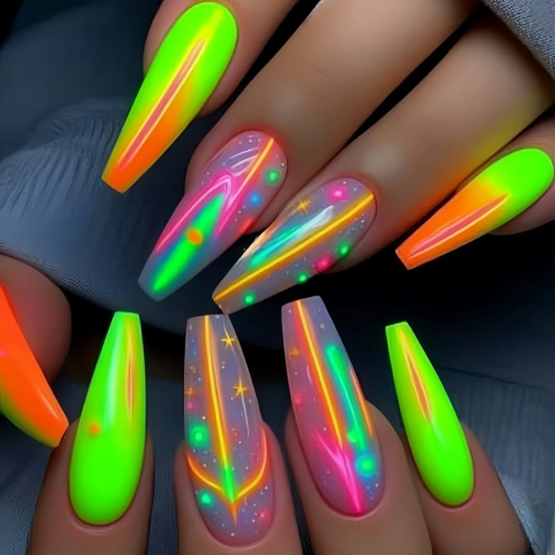 Medium fake nails for women gilrs gradient blue pink starry sky star moon Y2K design Almond nail tips press on false nail set 2276