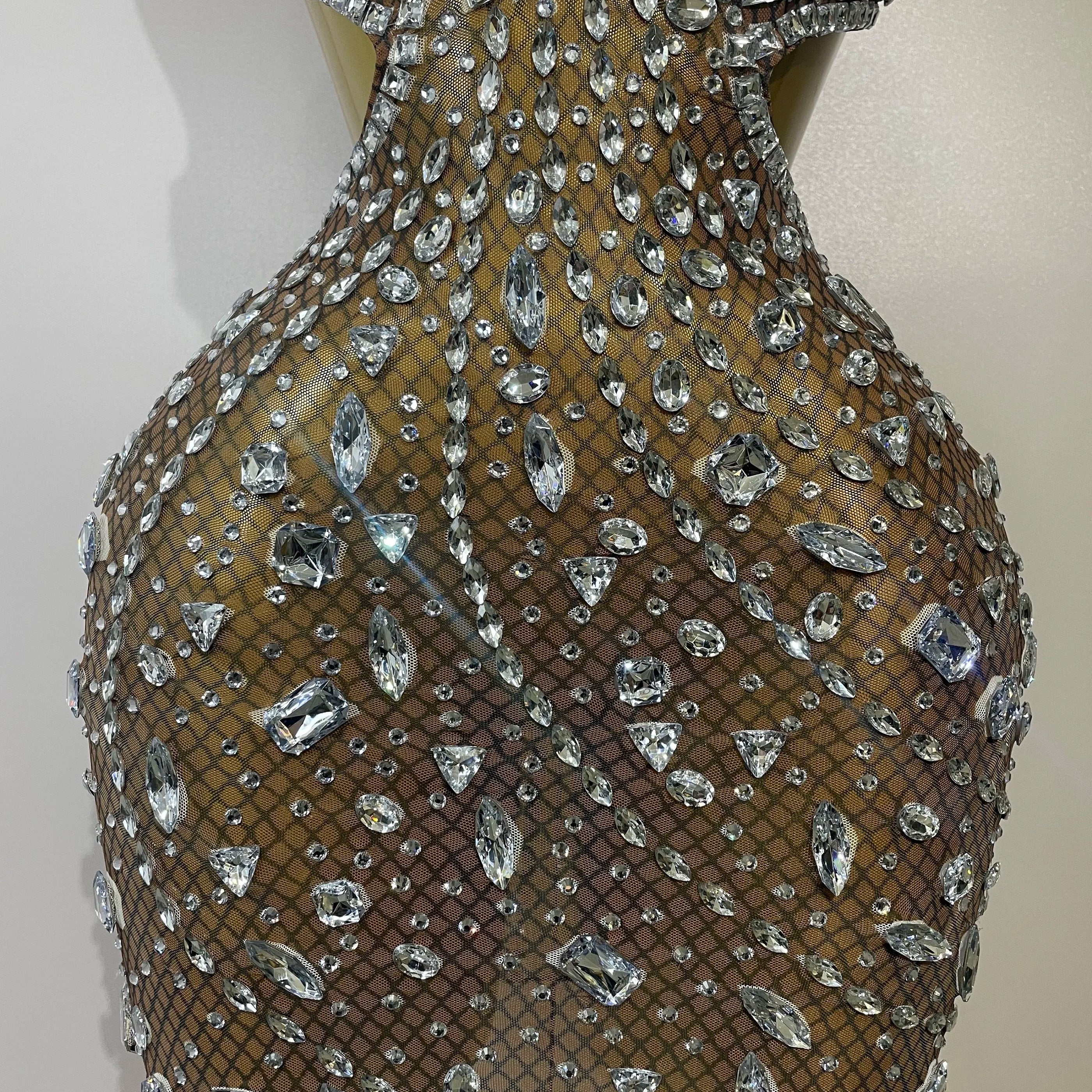 Stock Women Sparkly Big Crystal Sexy Off the Shoulder Mesh See Through Mini Dress Nightclub Party Celebrate Birthday Dress