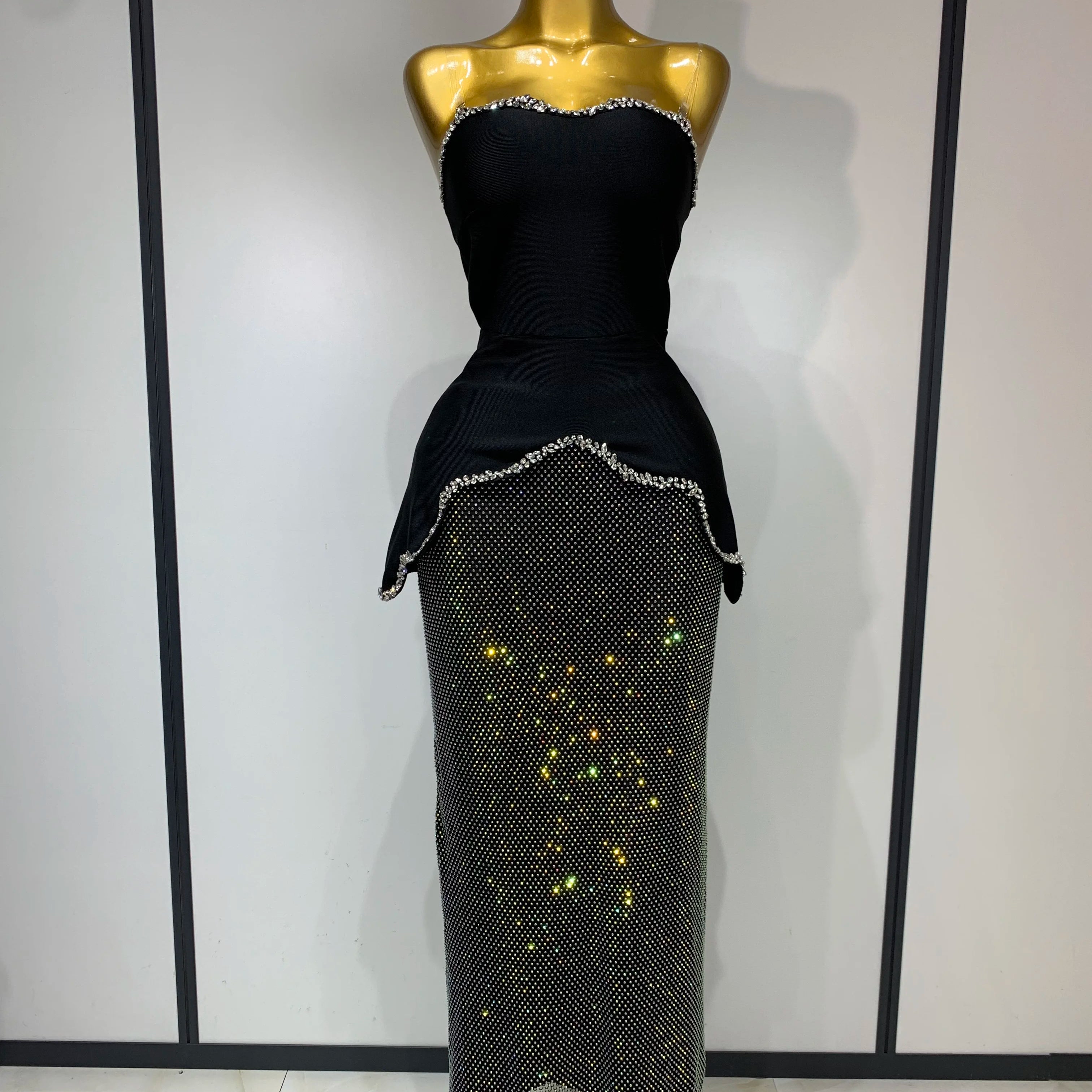 Black Design Sleeveless Rhinestone Top + Hot diamond Skirt Suit Evening Party Dress Nightclub Luxury Birthday Gown black