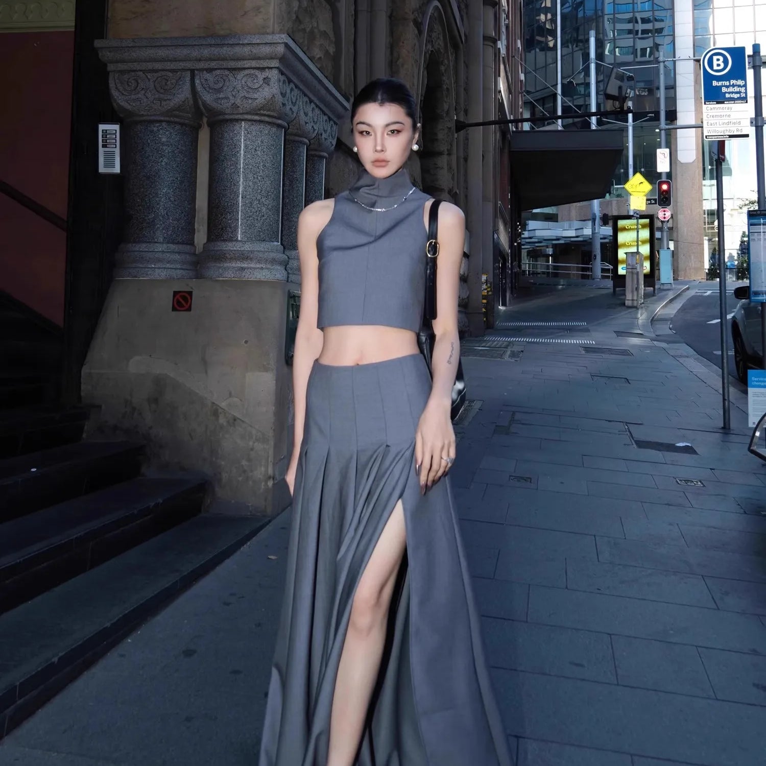 Lautaro Spring Summer Sexy Stylish Grey Cropped Tank Top Women Stand Collar Elegant Chic Luxury Designer Sleeveless Clothes 2025