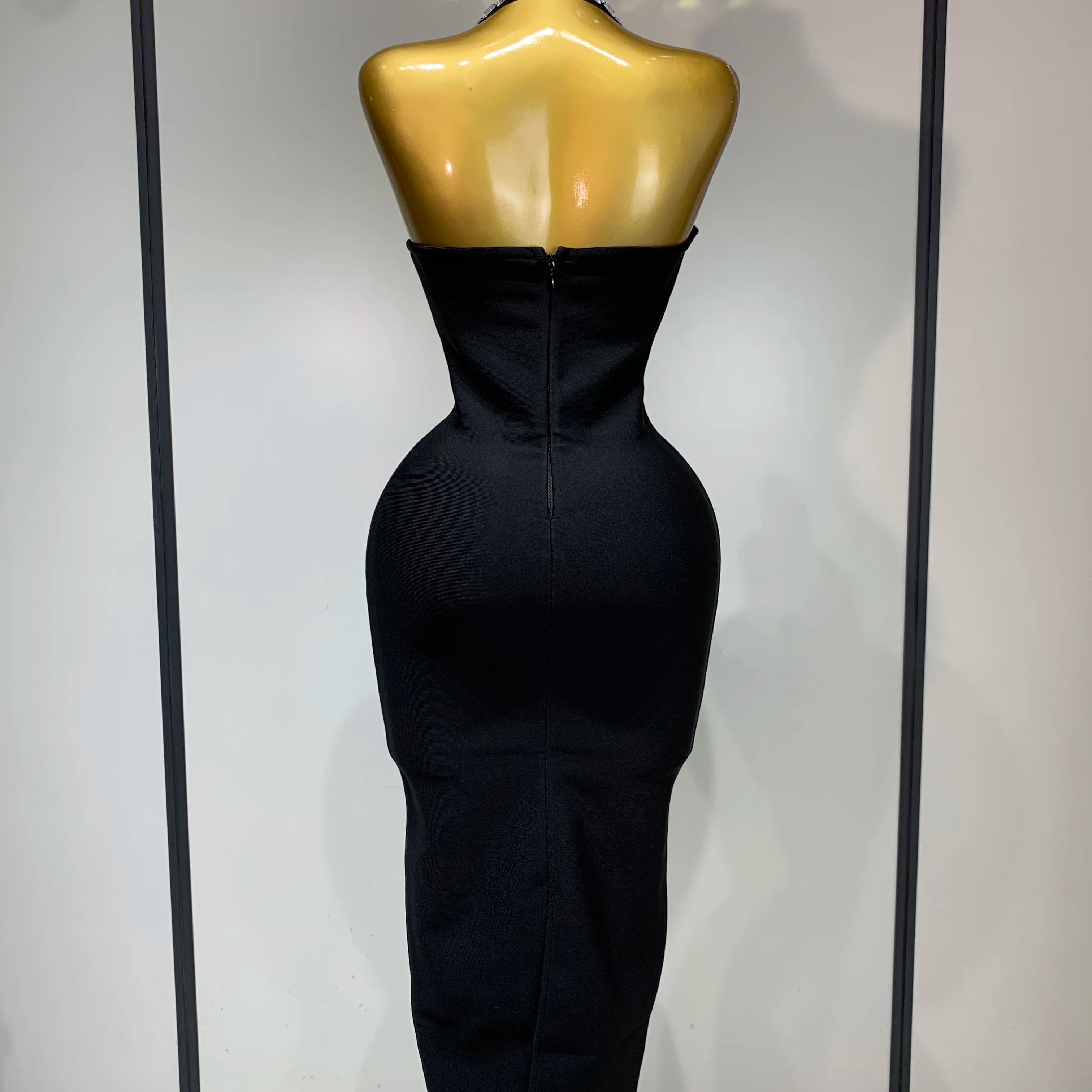 Women Sexy Halter Backless Diamonds Black Sleeveless Bodycon Bandage Dress Evening Club Party Gowns Luxury Birthday Dress