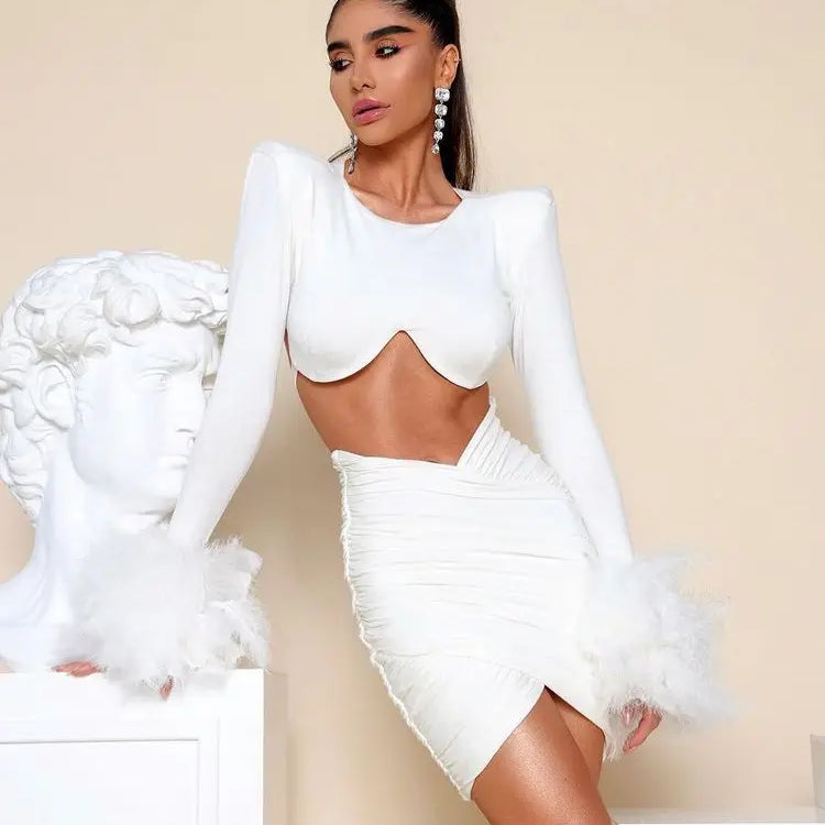 STOCK Fashion Pad Shoulder Feathers Cuff Short Corp Top And Mini Skirt 2 Piece Set Birthday Party Vestido Club Party Outfit