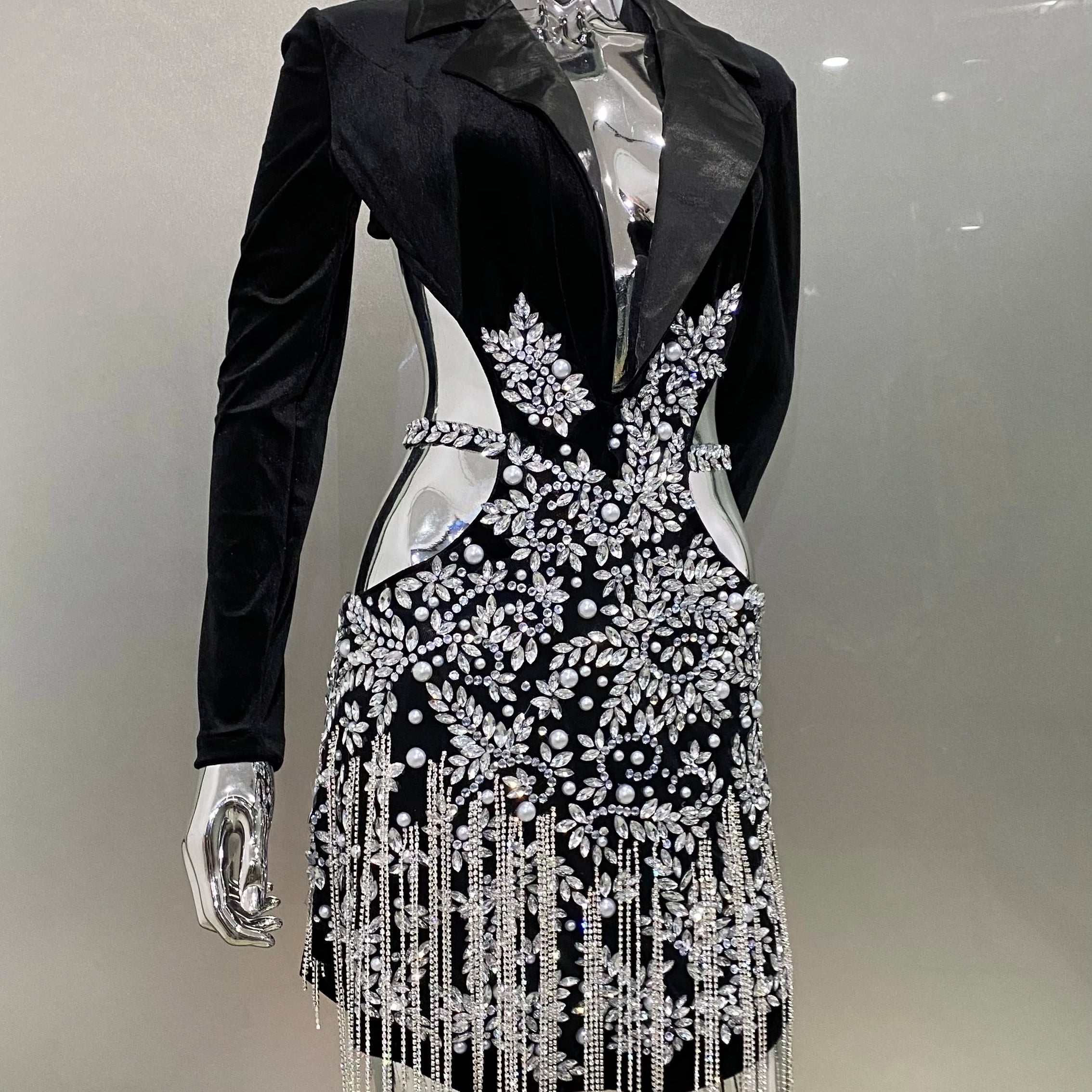 2024 Luxury Diamonds Tassel Sexy hollow Out Notched Black Mini Dress Woman Evening Party Vestido Celebrate Club Party Outfit