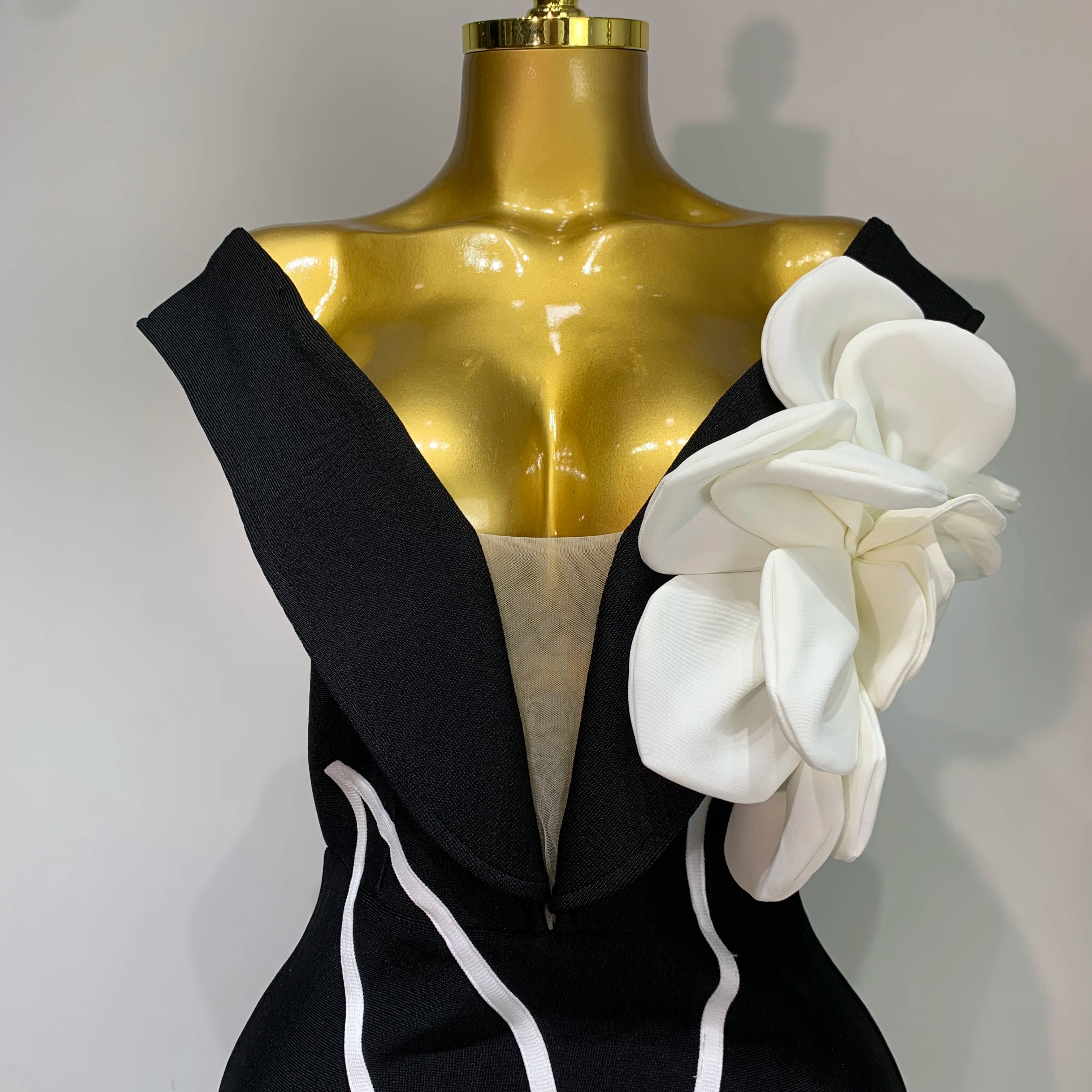 Women Sexy Off Shoulder Backless Bandage Dress Celebrity Elegant Flowers Evening Party Luxury Bithday Outfit Fashion Show Gowns