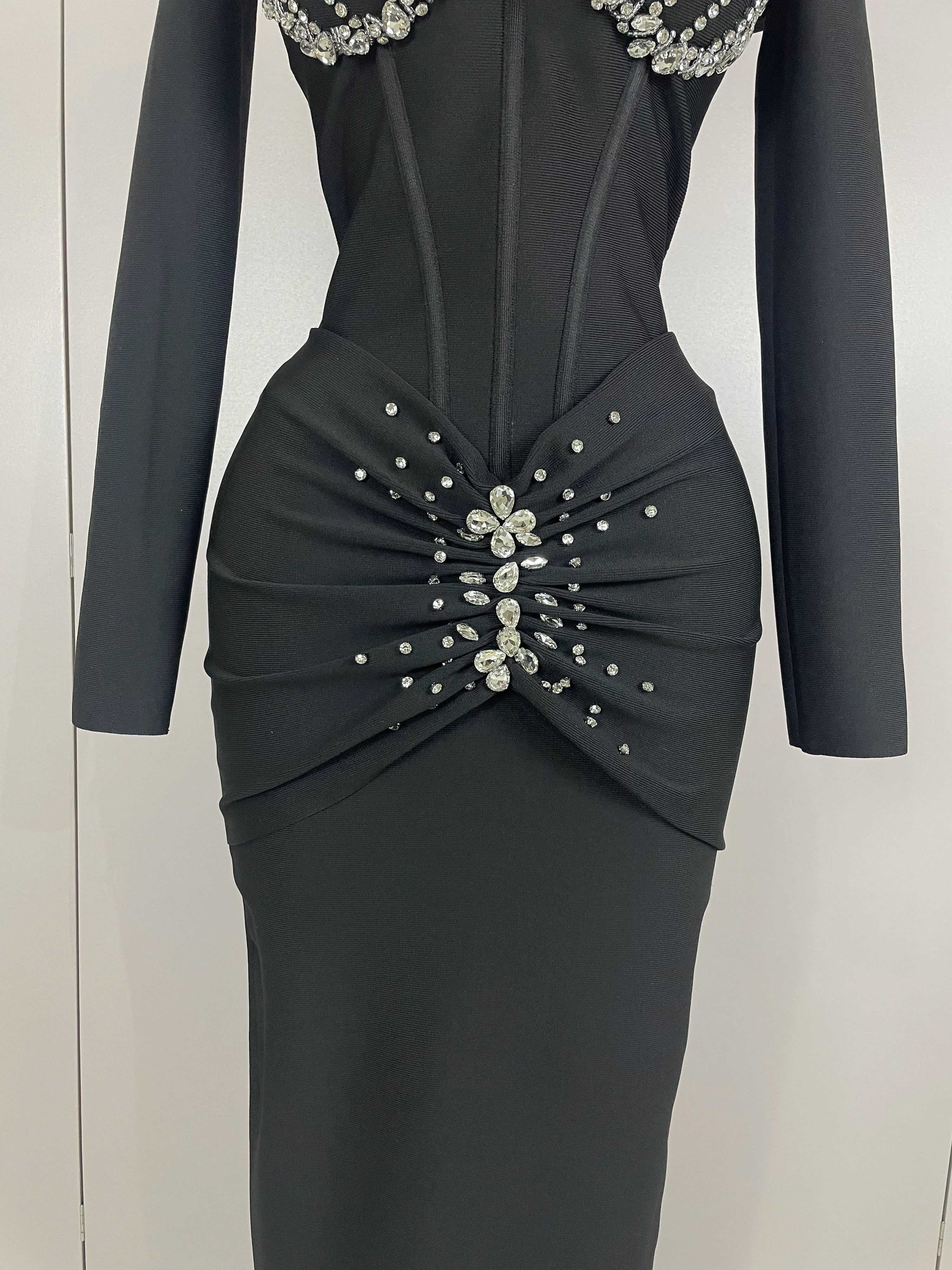 Sexy Luxury Sparkly Beading Bandage Long Sleeve Bodycon Dress 2025 New Women Celebrity Party Elegant Evening Club Pary Dresses