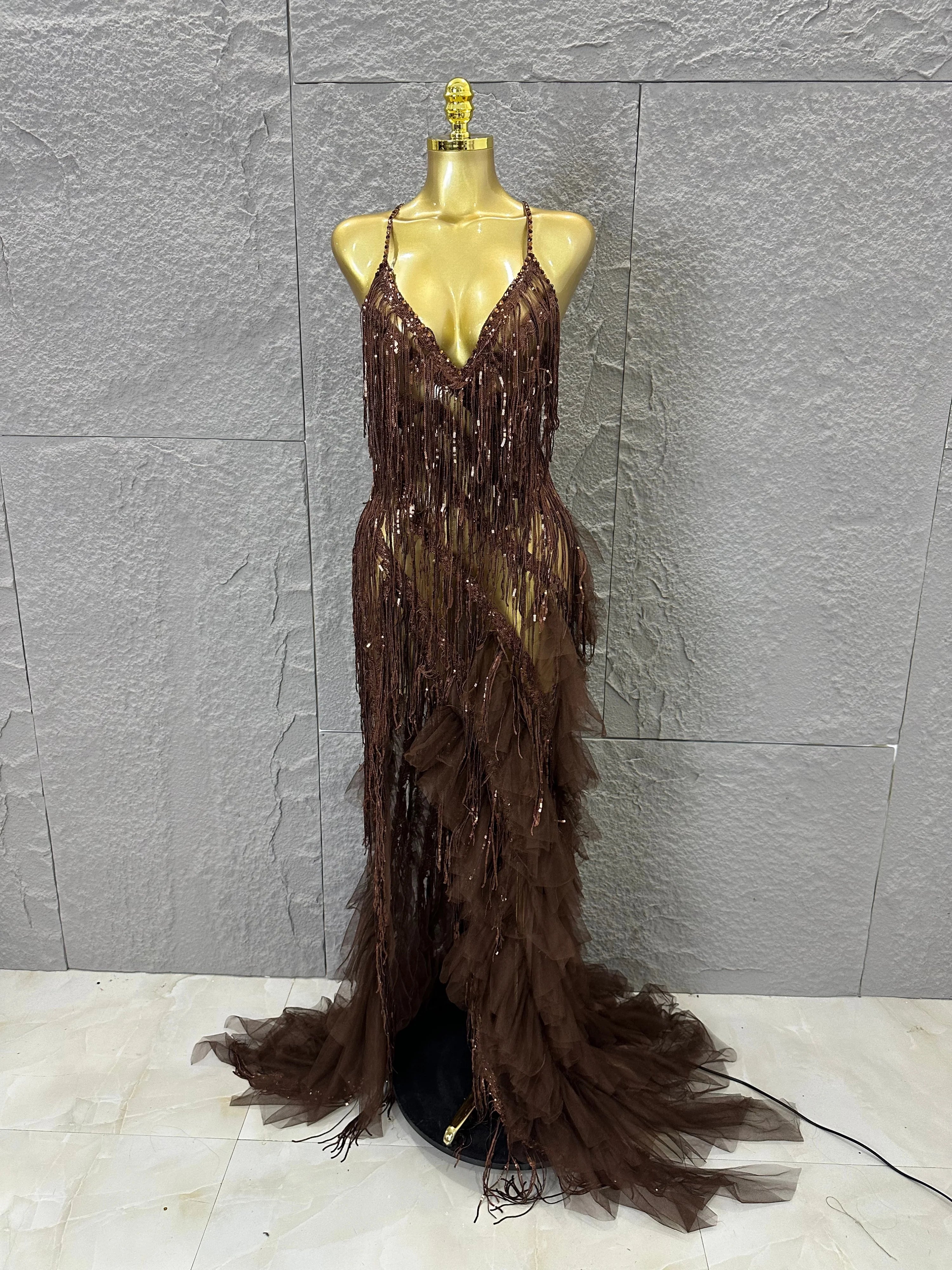 Elegant Brown Floowy Lace Women Sexy Spaghetti Strap V-Neck Tulle Ruffle High Slit Bodycon Outfit Evening Gala Party Costume Brown