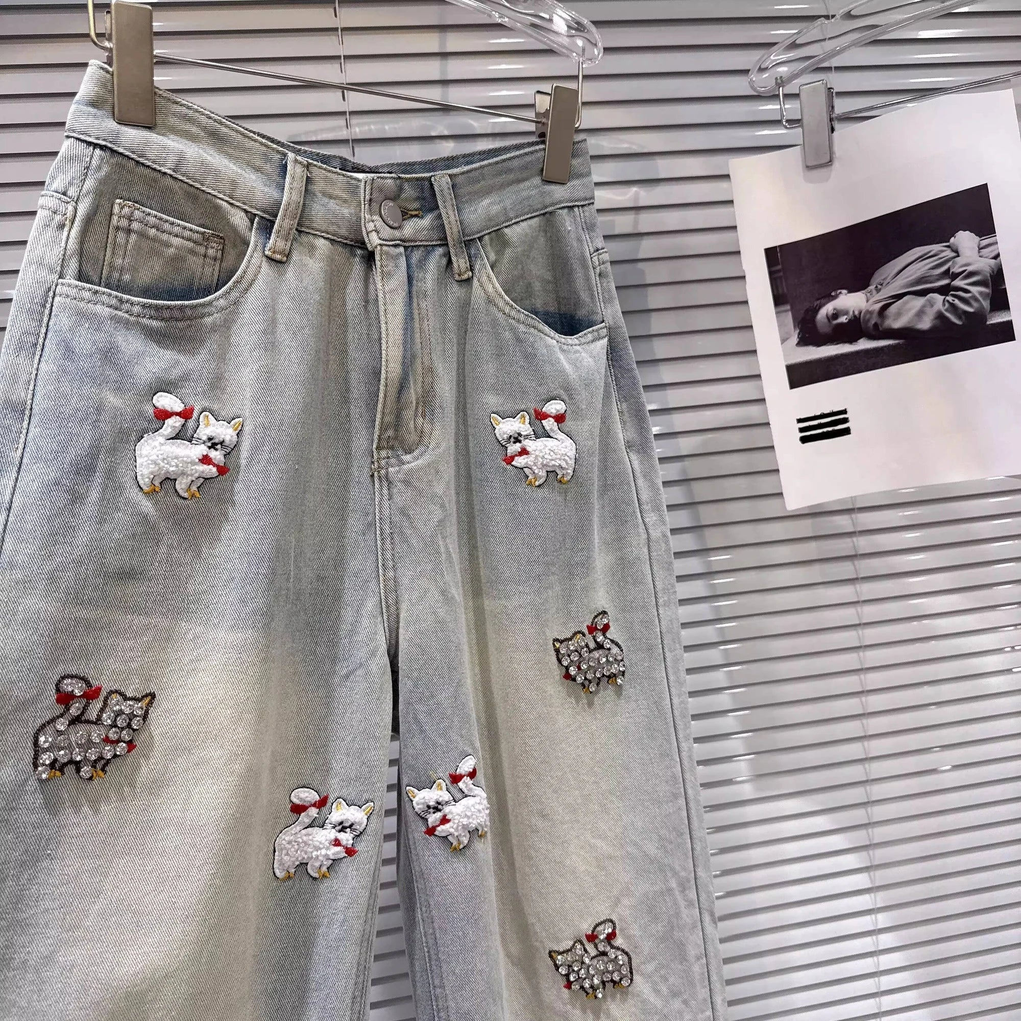 Autumn Winter New Heavy Industry Cartoon Rhinestone Embroidery Jeans For Women Straight Wide-leg Denim Pant 11A07802
