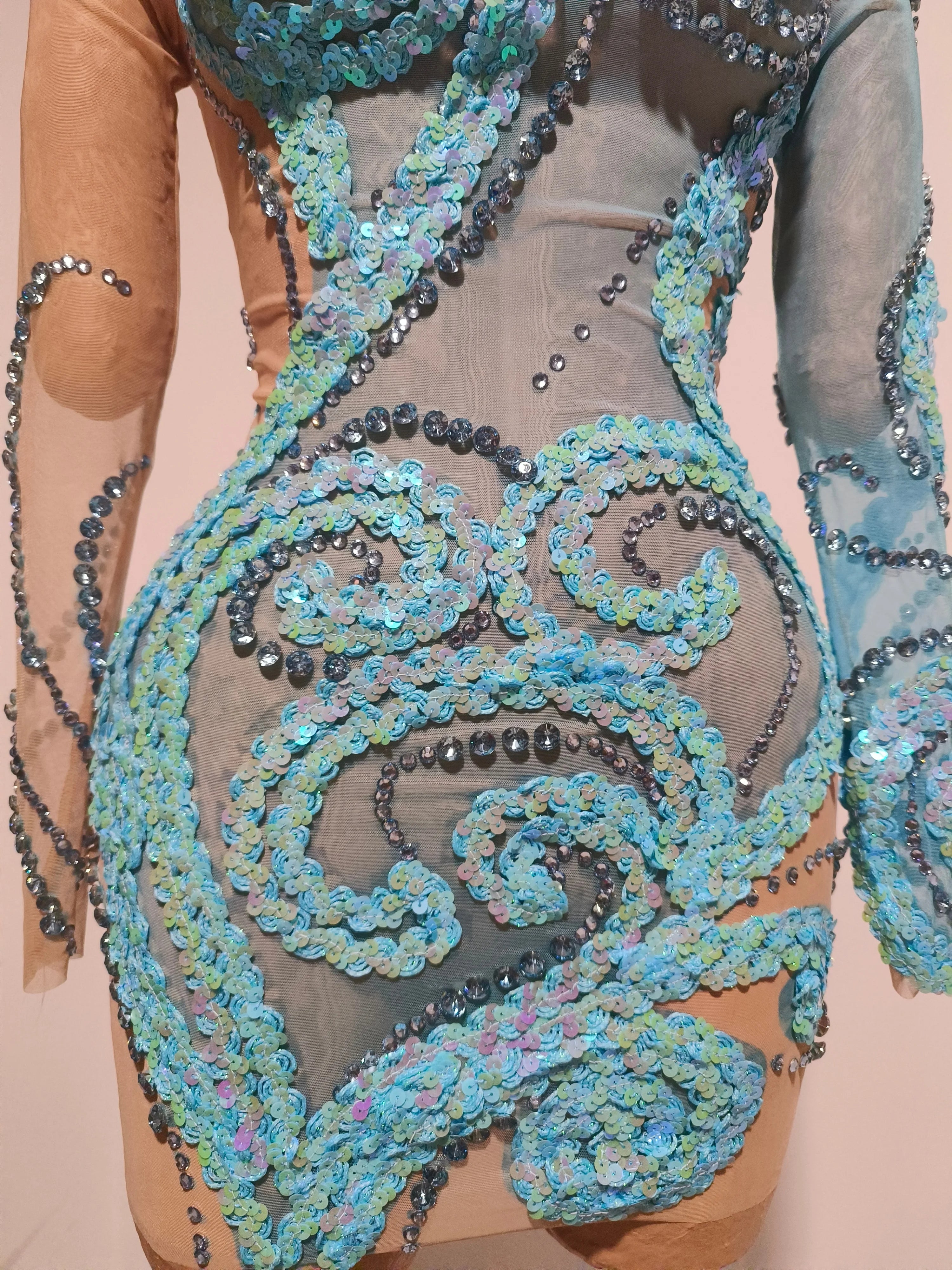 Luxury Sheer Mesh Bodycon Gown Cocktail Party Red Carpet Performance Outfit Elegant Blue Crystal Embellished Mini Dress Women