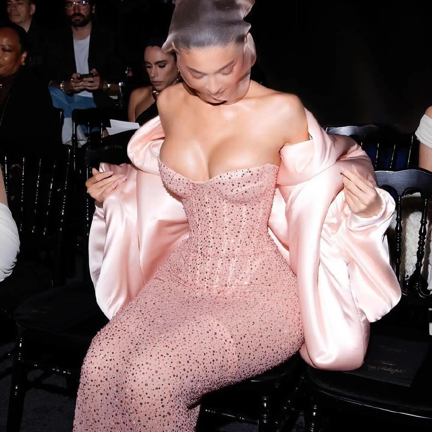 Pink Color Dazzling Diamonds Strapless Ankle Length Evening Dress Woman Birthday Party Dress Celebrity Evening Party Outfit