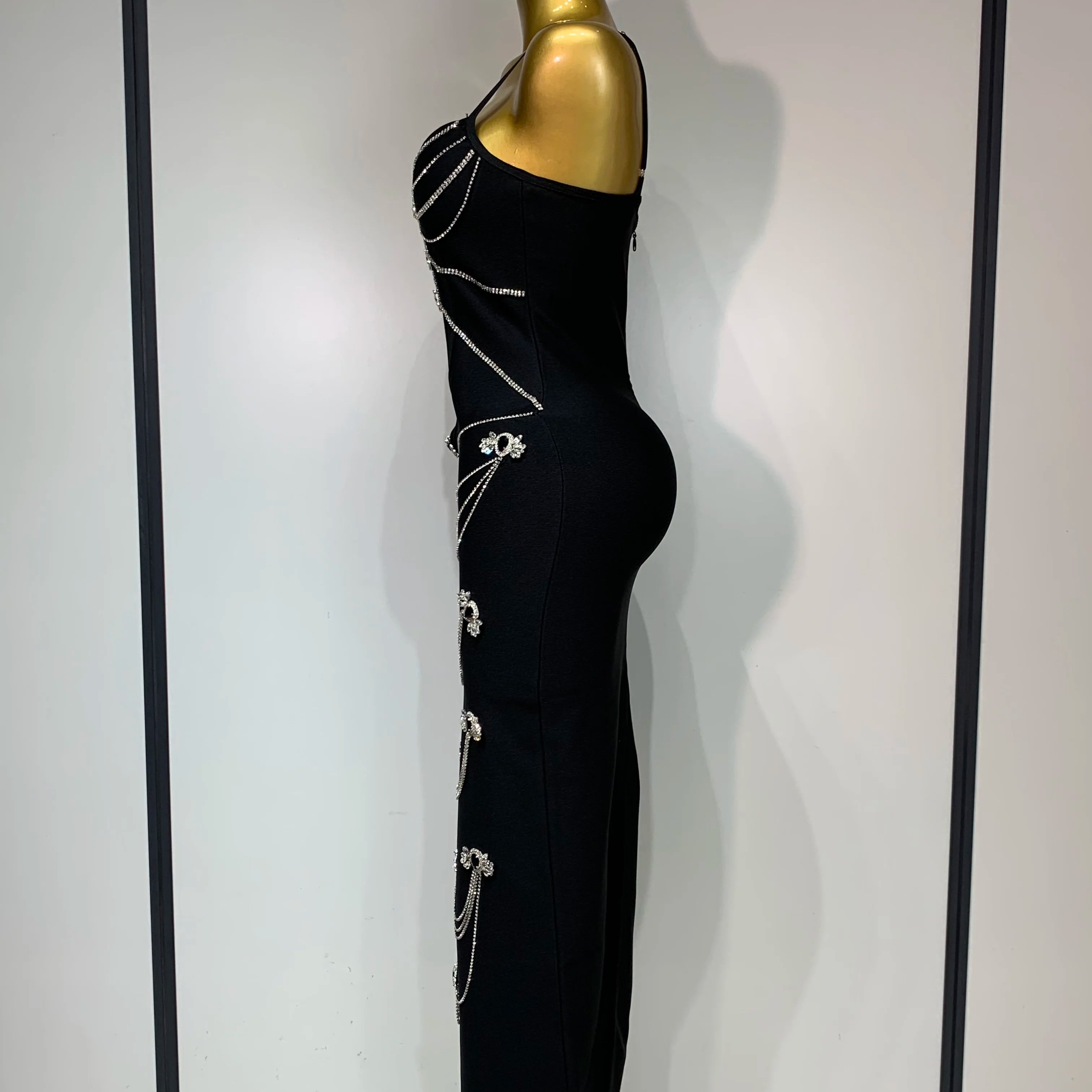 2025 New Spaghetti Strap Bodycon Bandage Dress Women Sexy Sparkly Beading Club Evening Party Birthday Dresses Wedding Guest Gown