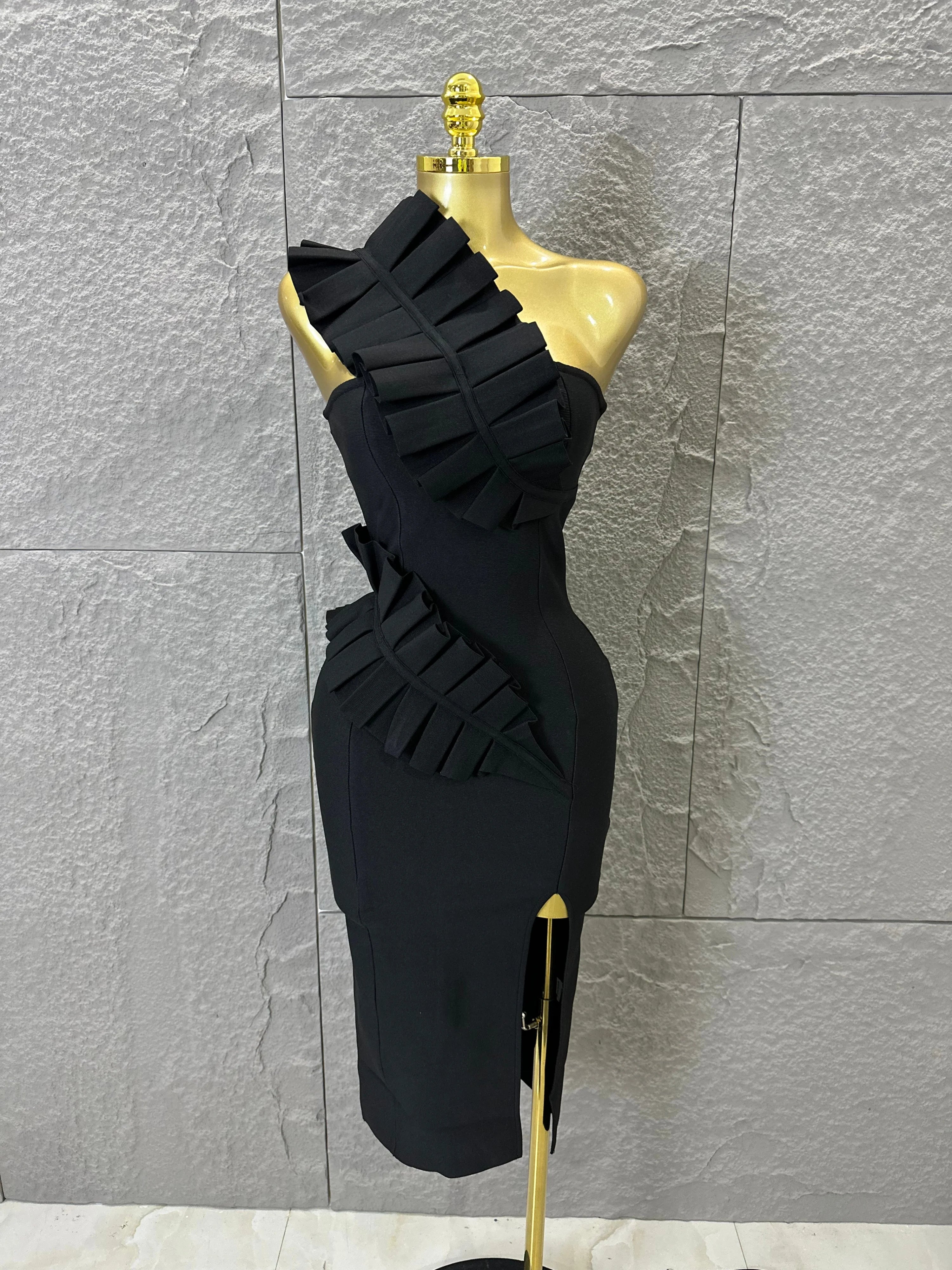 Sexy One-Shoulder Bodycon Midi Dress Women Sexy Ruffle Embellished Waist Cutout High Slit Outfit Evening Gala Party Costume