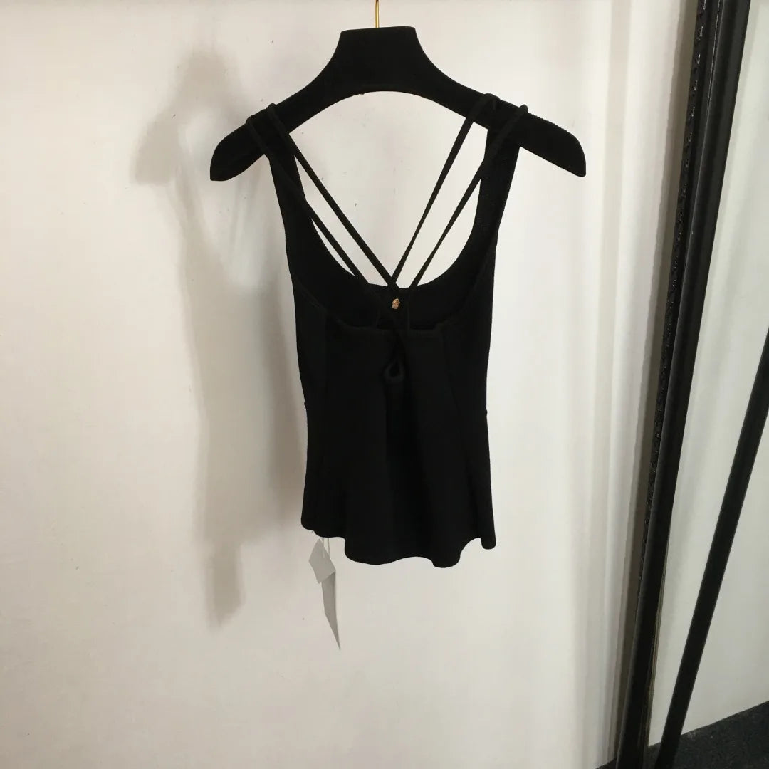 Summer New Knitted Short Tank Top Cross Strap Minimalist Design Tight and Elegant Inner Layer Top Metal embellishments