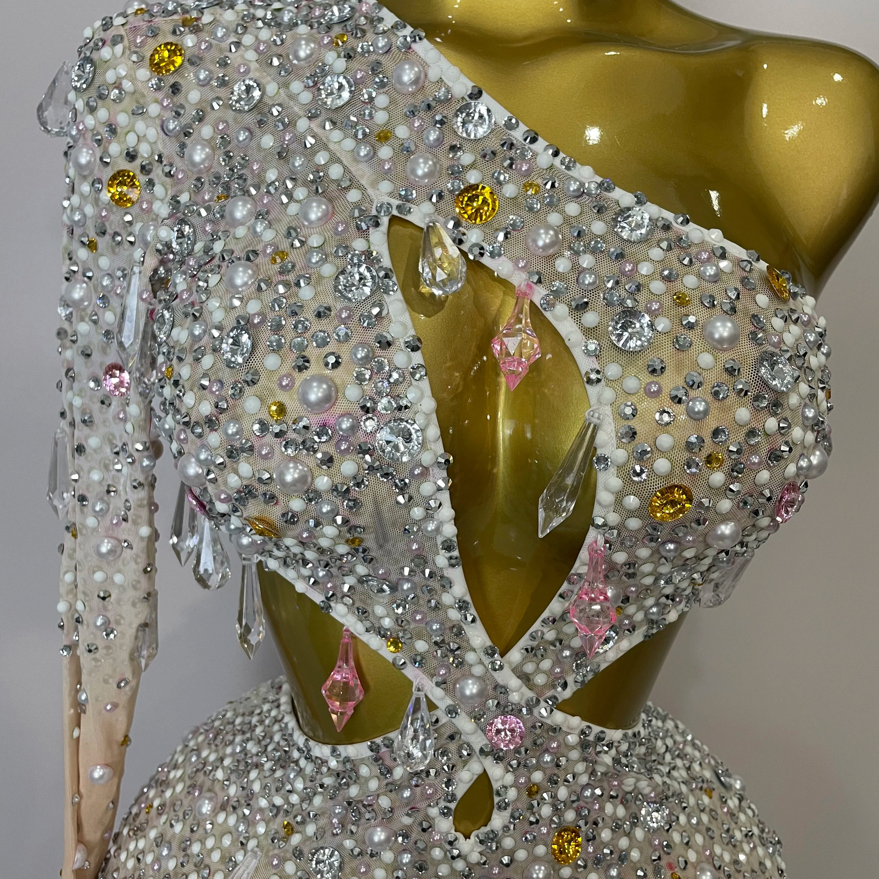 Stock 2025 Women Sexy One Shoulder Hollow Out Big Crystal Bodycon Long Dress Celebrate Nightclub Party Bar Singer Birthday Dress