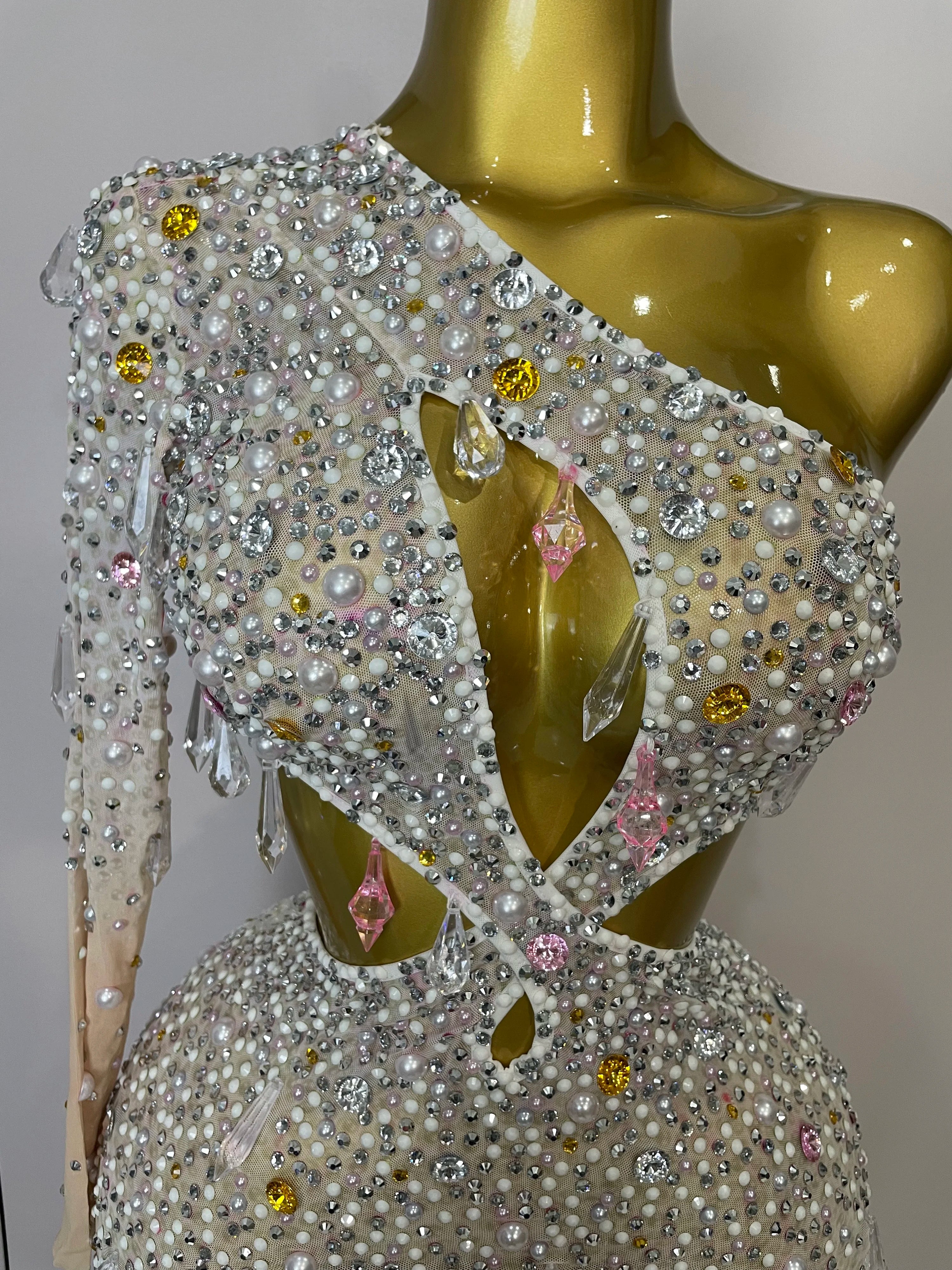 Stock 2025 Women Sexy One Shoulder Hollow Out Big Crystal Bodycon Long Dress Celebrate Nightclub Party Bar Singer Birthday Dress