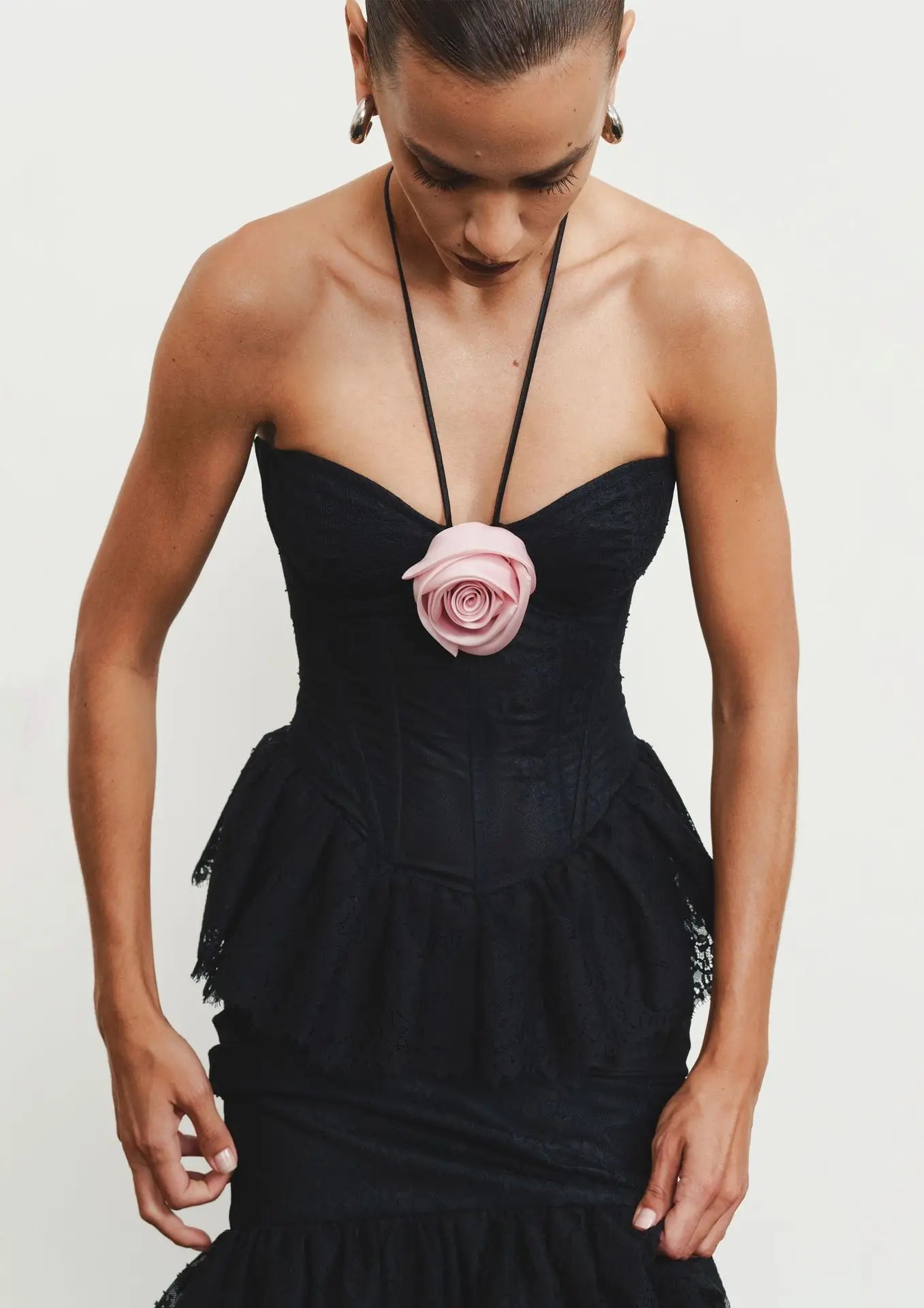 2025 Pink Flowers Halter Sleeveless Black Lace Ankle Length Dress Celebrity Birthday Party Evening Dress Woman Voaction Outfit