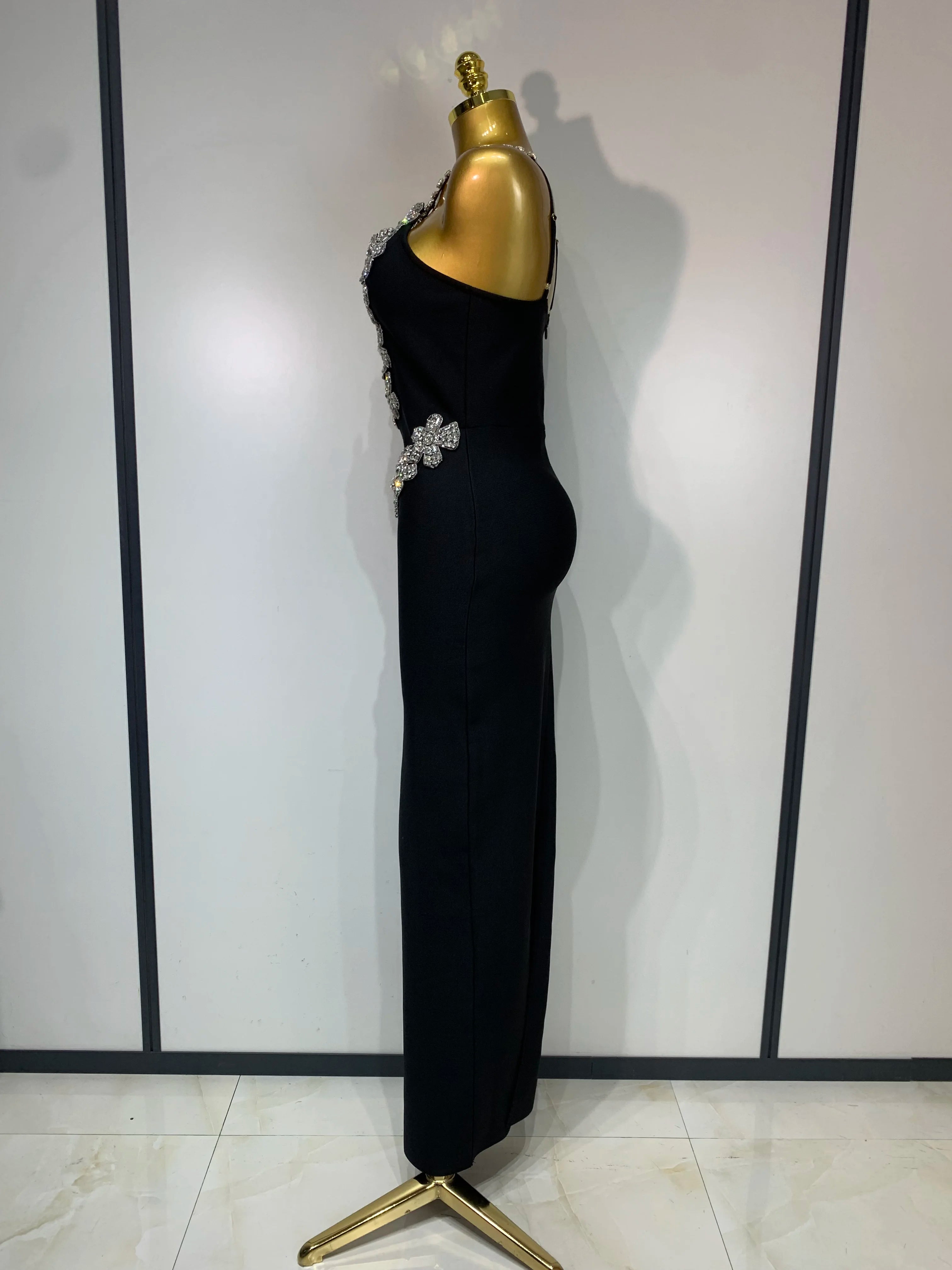 Women Sexy Shining Beading White Maxi Long Bodycon Bandage Dresses Celebrity Birthday Evening Party Elegant Knitted Clothing