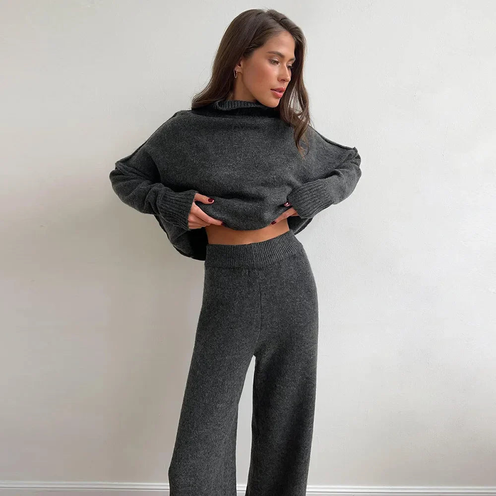 2025 turtleneck sweater set women's European, American autumn and winter new loose casual lazy thickened knitted trousers set