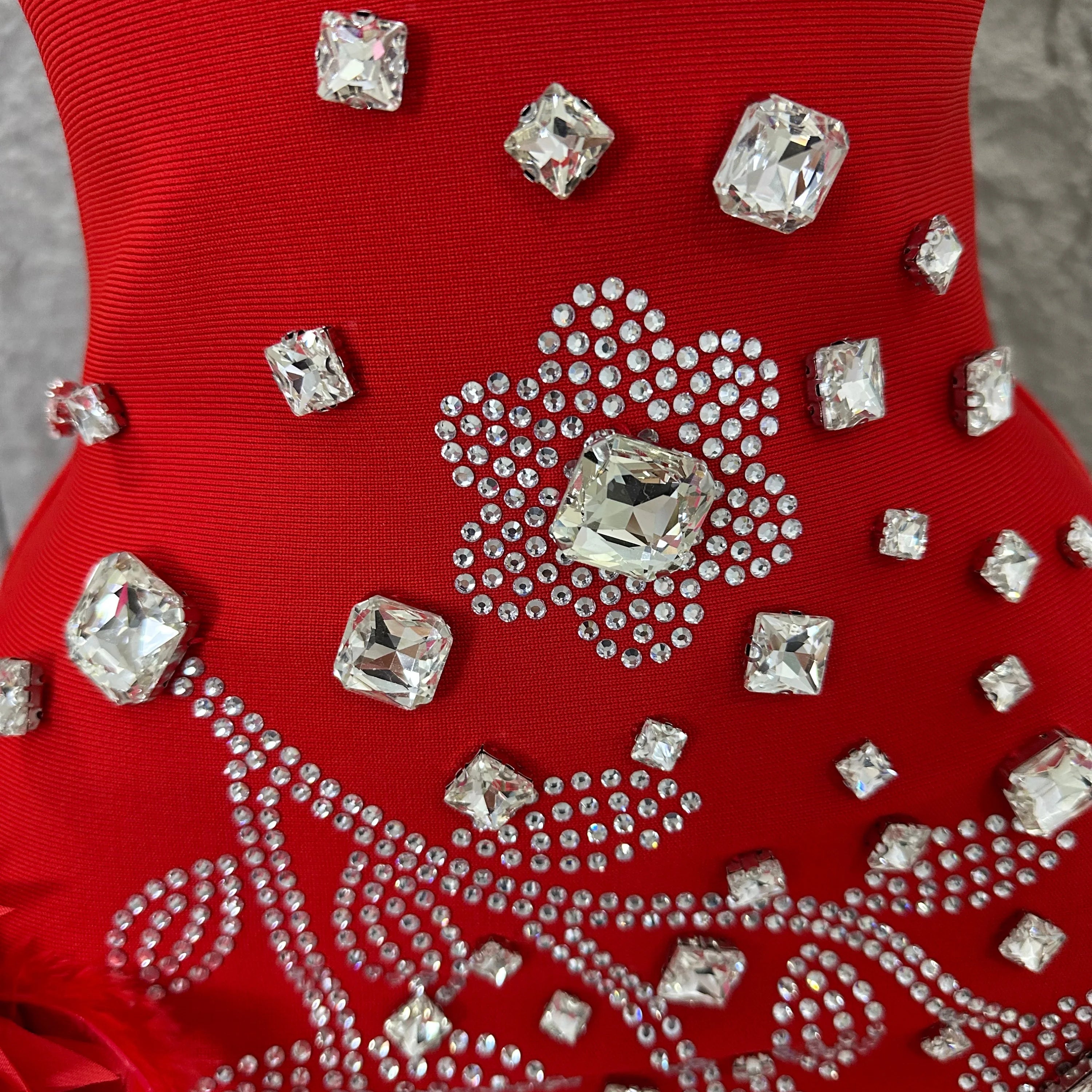 Elegant Red Spaghetti Strap Mini Dress Women Sexy Sweetheart Neck Crystal & Feather Form-Fitting Outfit Formal Event Costume