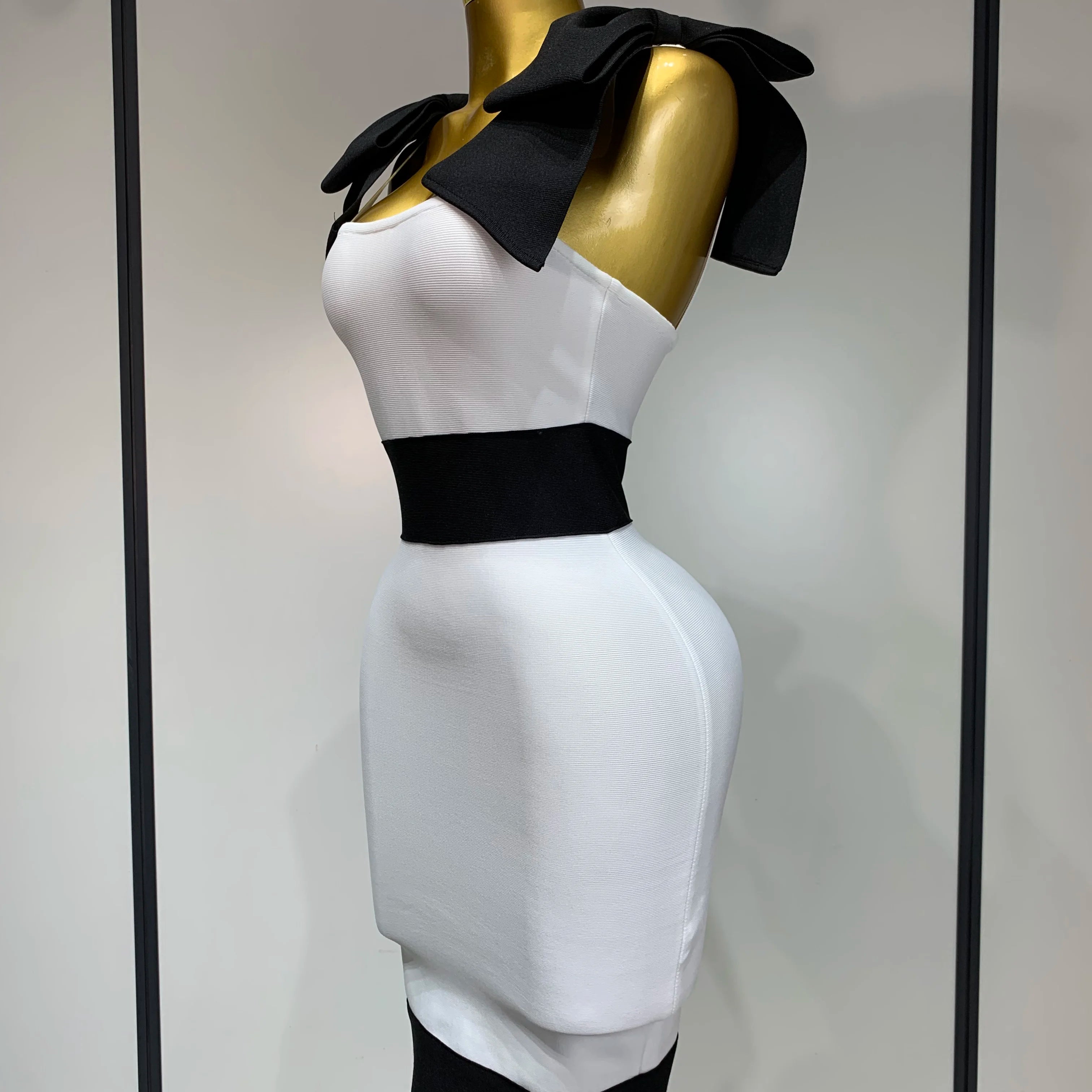 Women Sexy Bow Tie Black White Patchwork Bodycon Bandage Dress 2025 Celebrity Elegant Evening Club Party Birthday Dresses