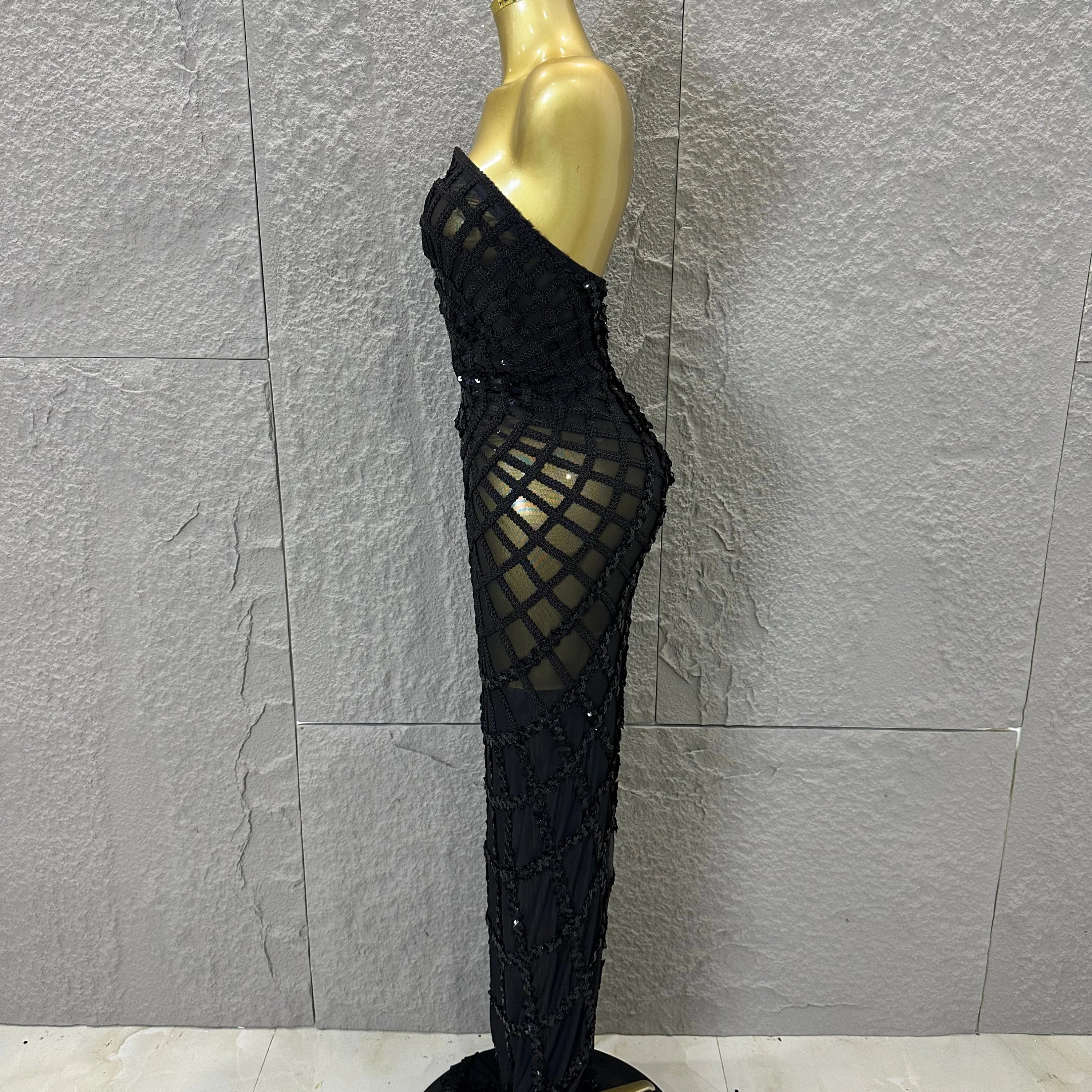 Elegant Sequined Sheer Mesh Maxi Dress Women Sexy Strapless 3D Grid Embellished Bodycon Mermaid Outfit Stage Performance Costume