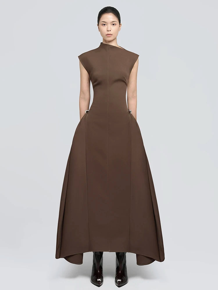 Casual Dress For Women Asymmetrical Collar Sleeveless High Waist Metal Button Pin Embellished Elegant Cocktail Party Wear Brown